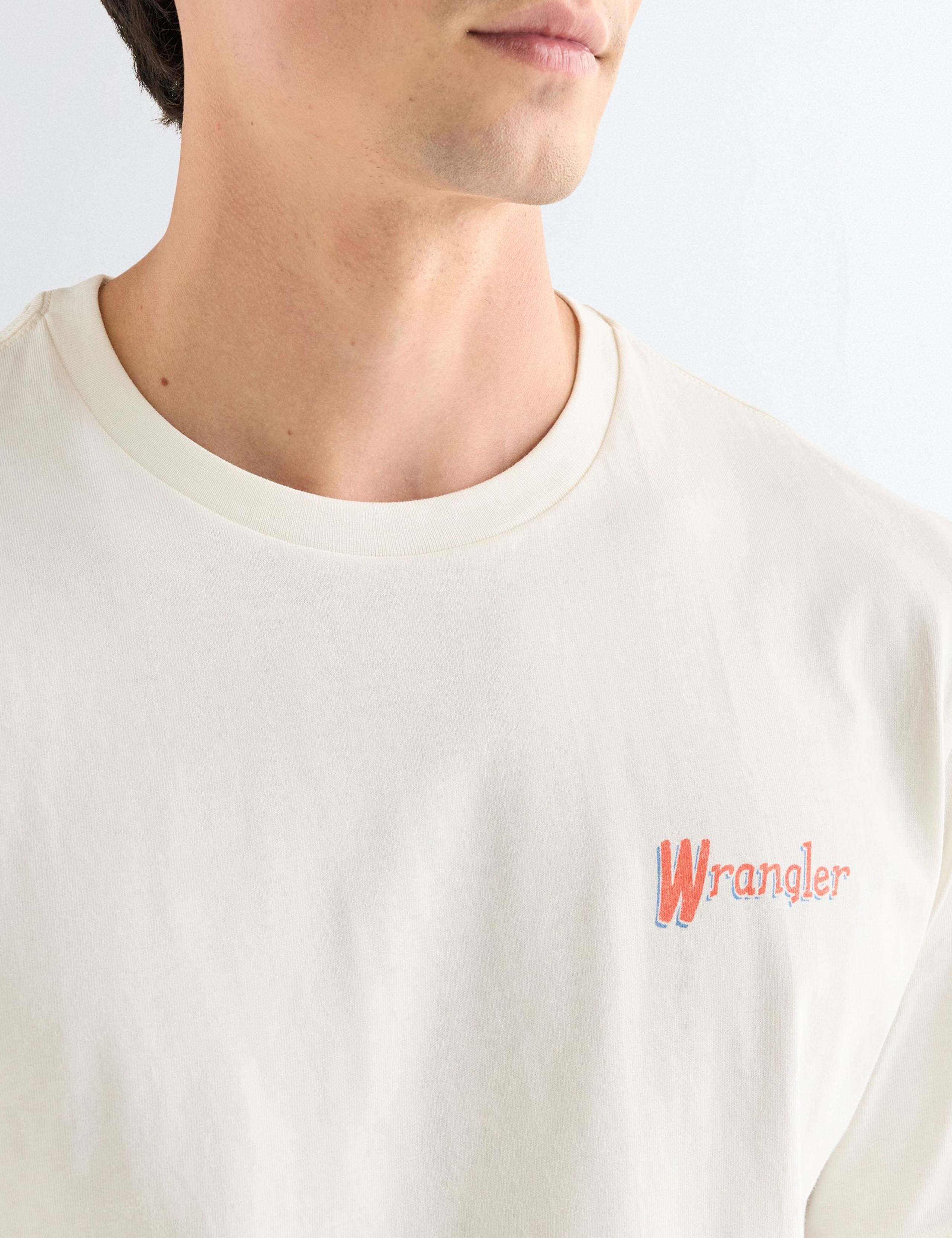 Pure Cotton Back Graphic T-Shirt 6 of 6