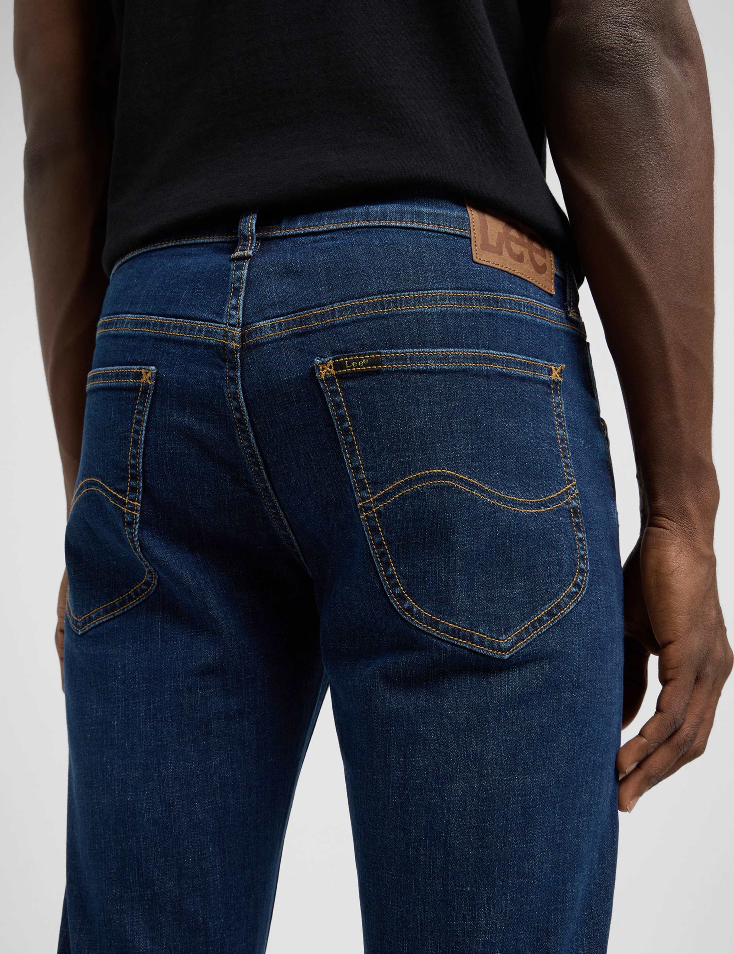 Straight Fit Jeans 4 of 6