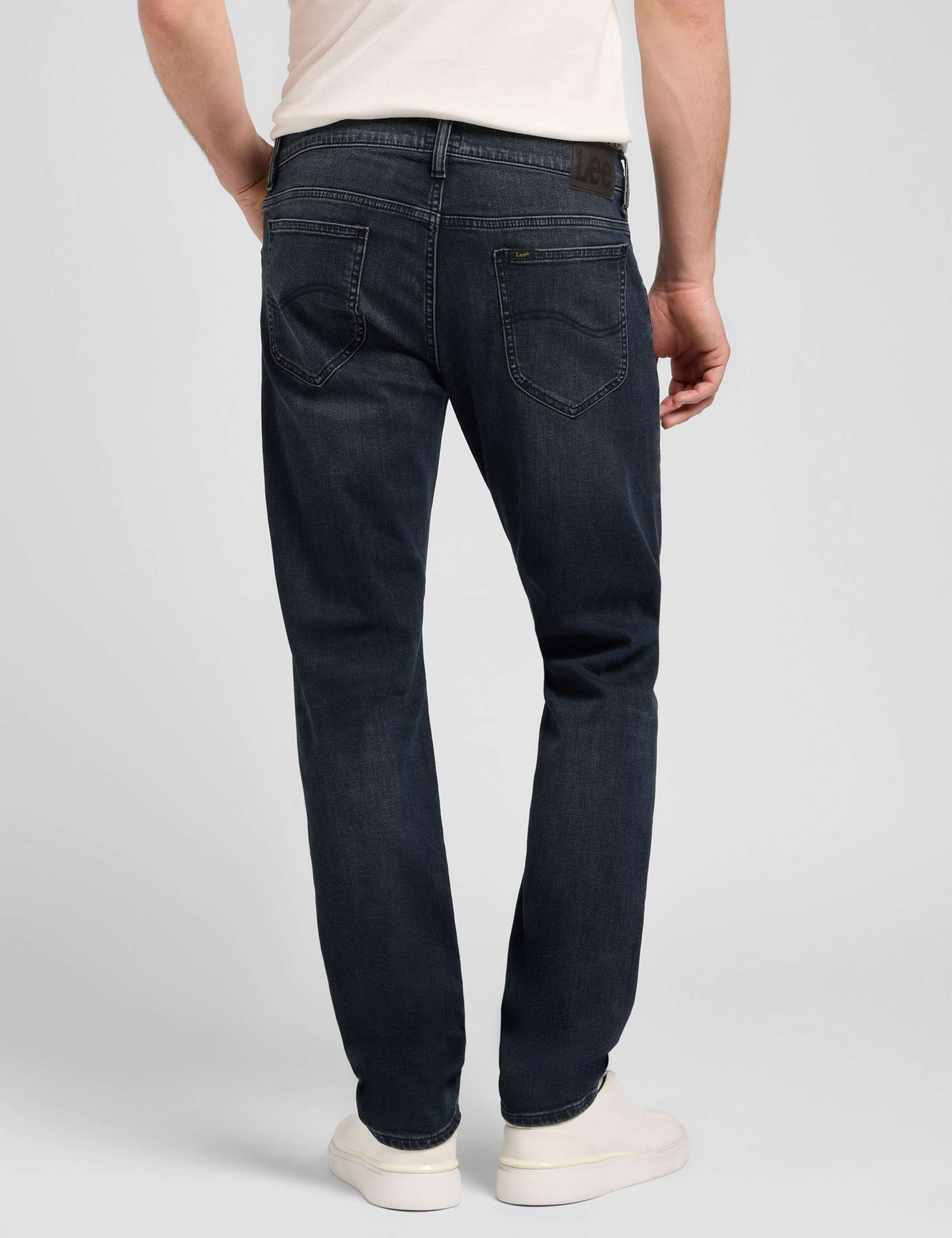 Daren Straight Fit 5 Pocket Jeans 4 of 6