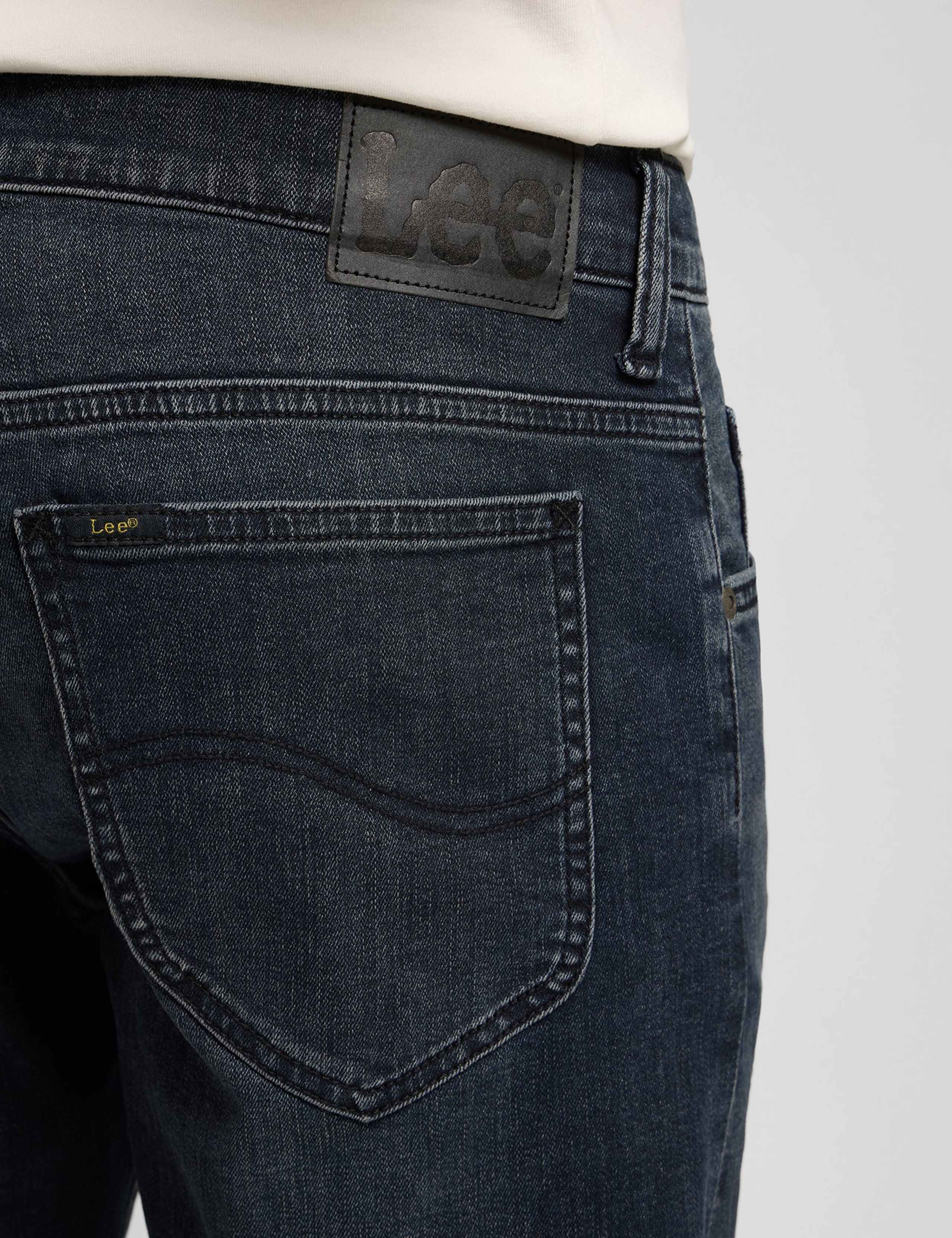 Daren Straight Fit 5 Pocket Jeans 6 of 6