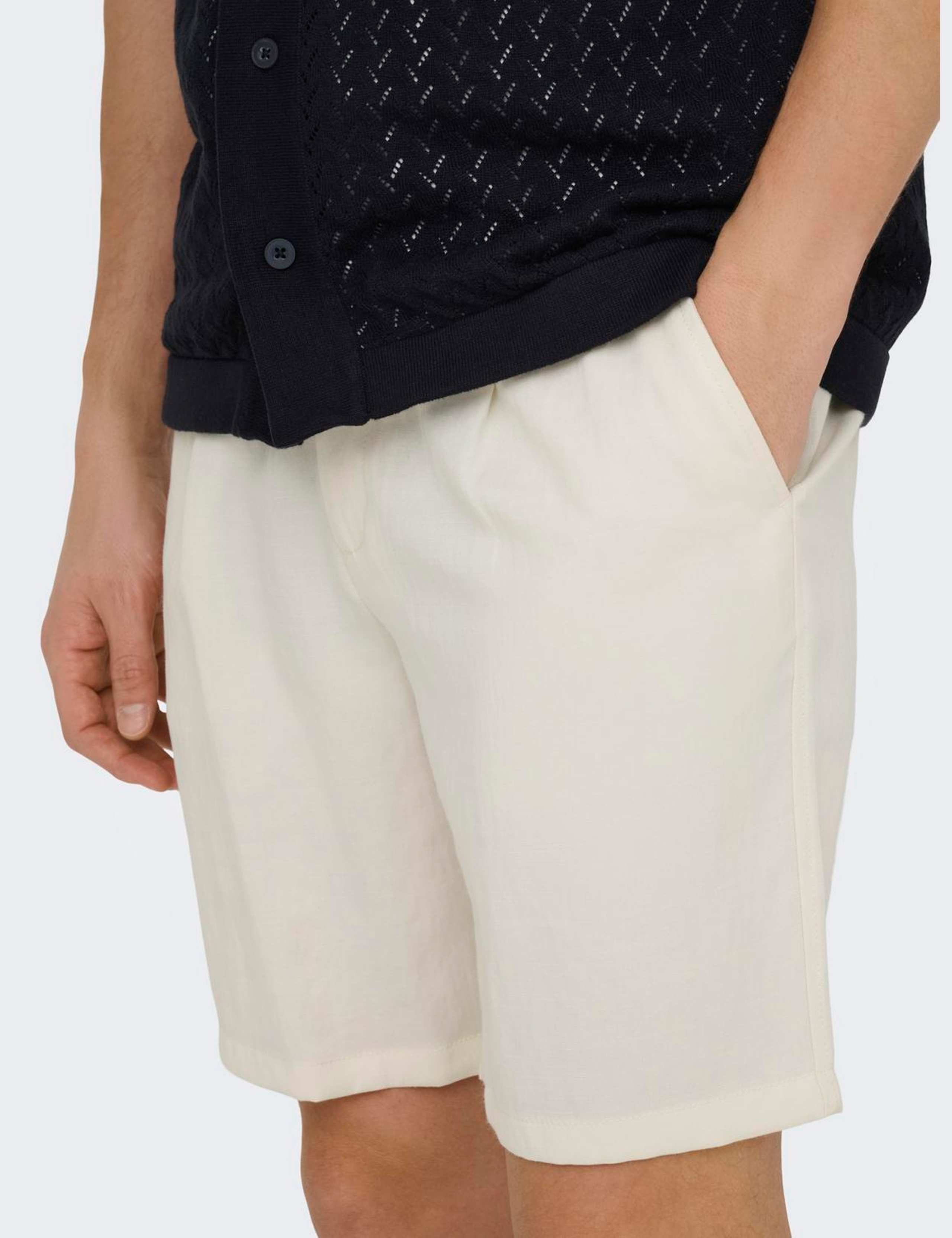Onswake Loose Fit Lightweight Shorts 5 of 5
