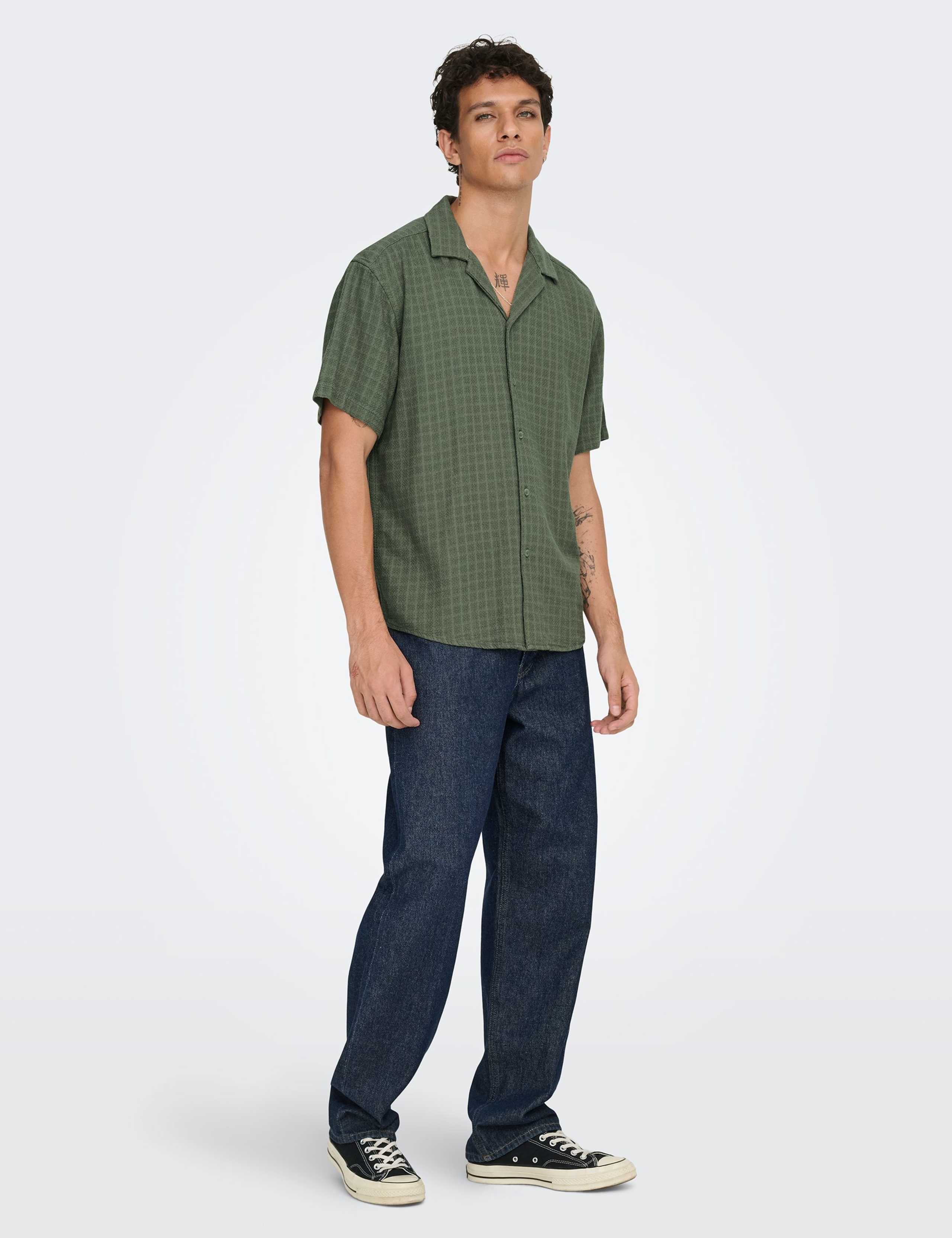 Regular Fit Textured Check Short Sleeve Shirt 5 of 7