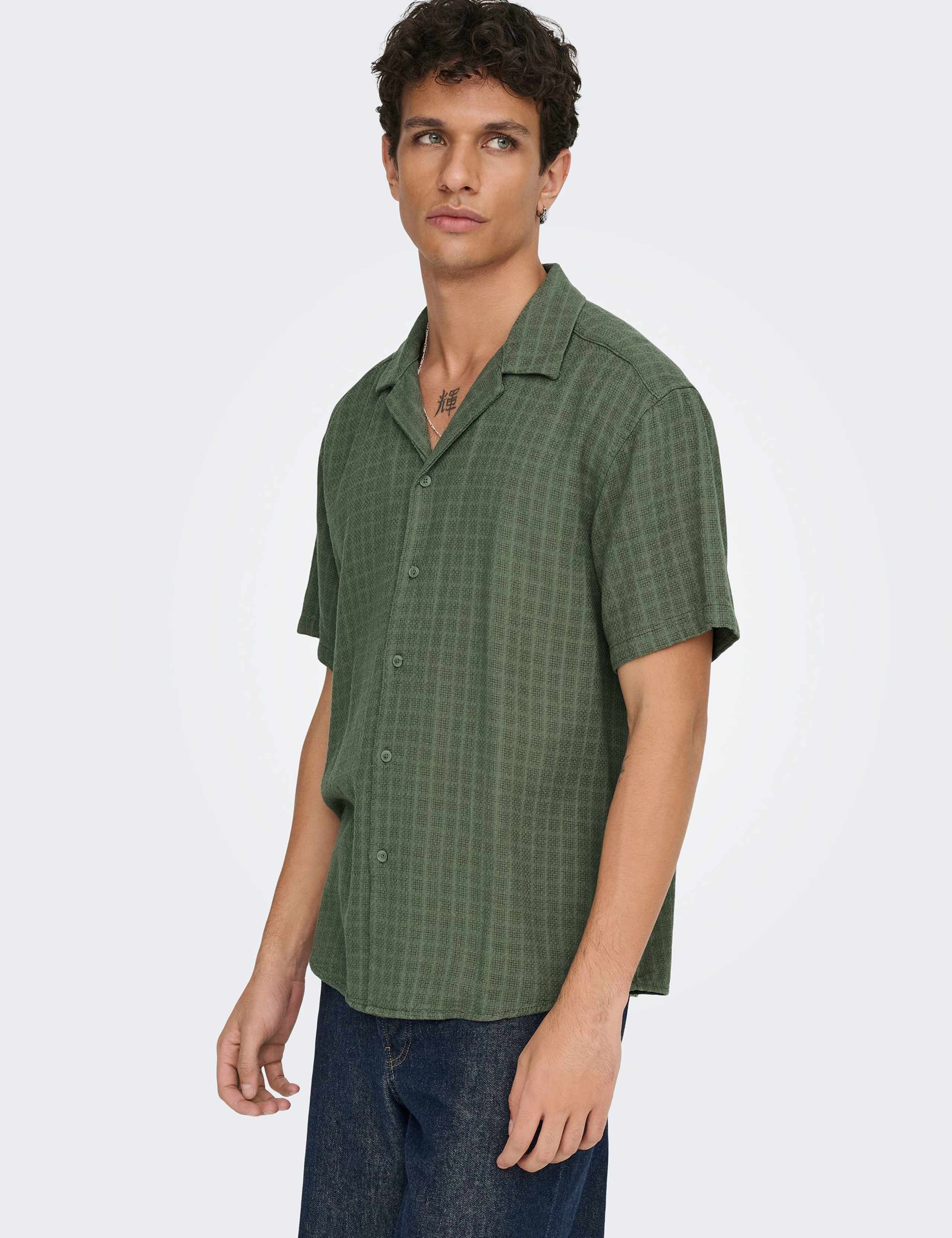 Regular Fit Textured Check Short Sleeve Shirt 7 of 7