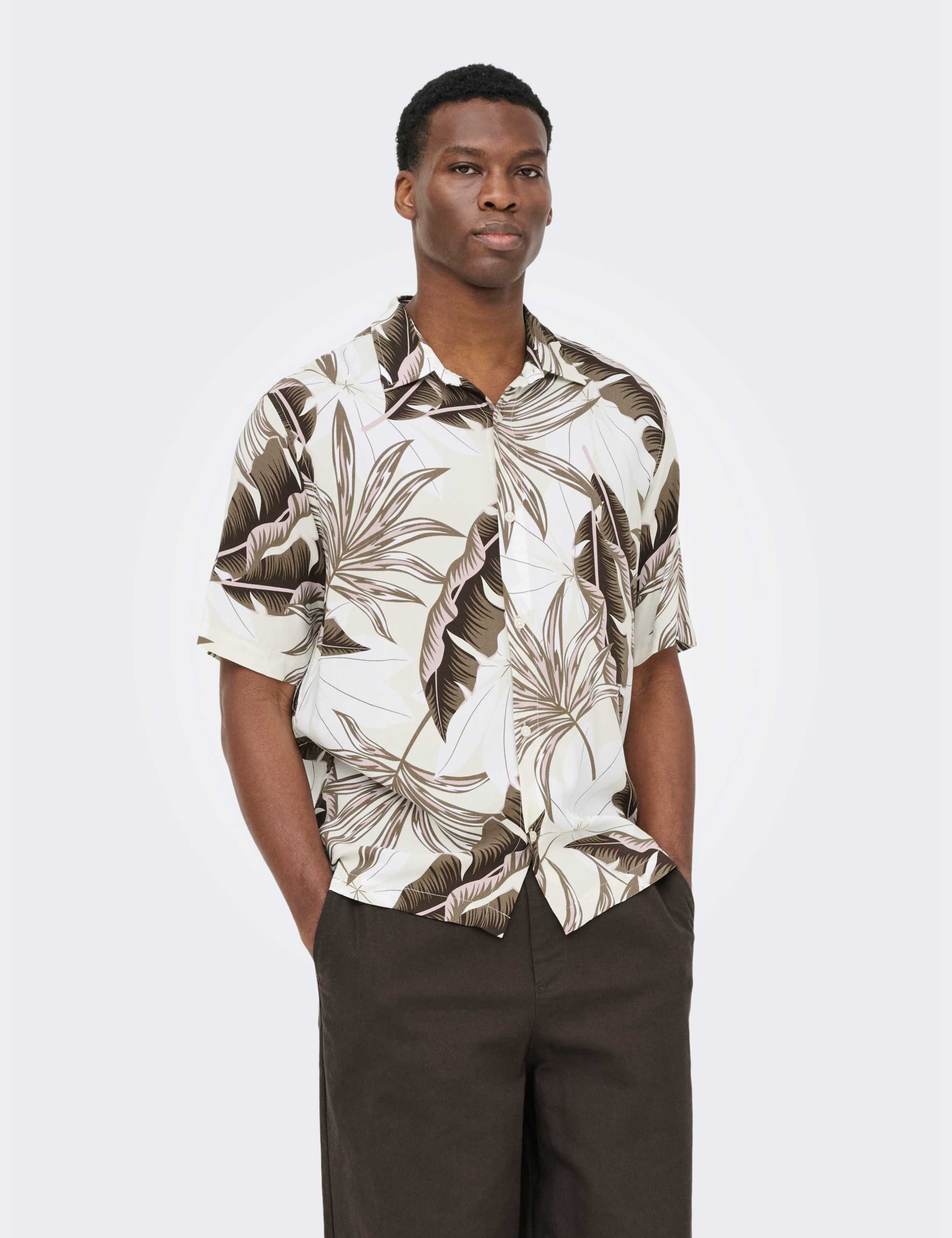 Regular Fit Printed Short Sleeve Shirt 2 of 5
