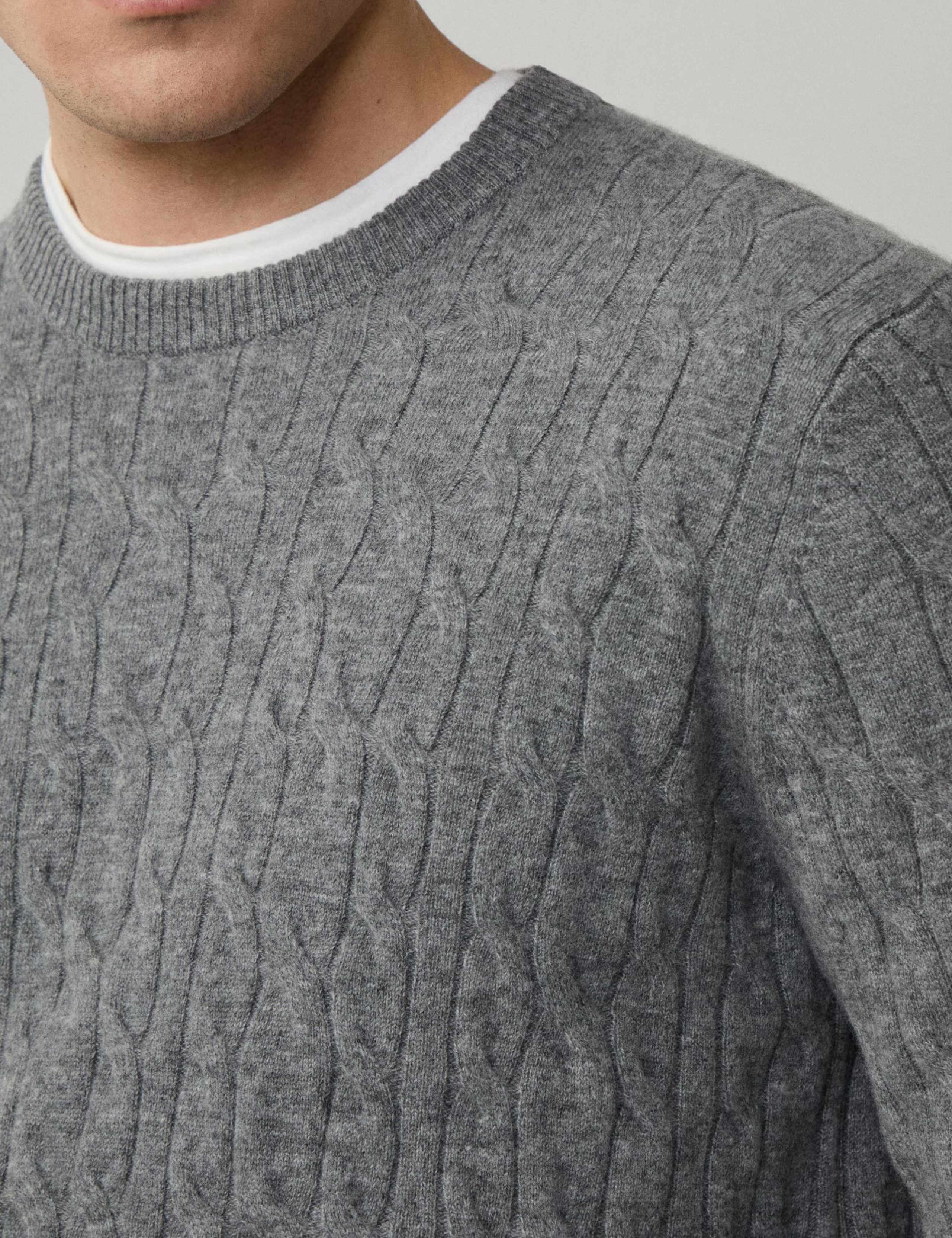 Pure Lambswool Cable Jumper 5 of 9