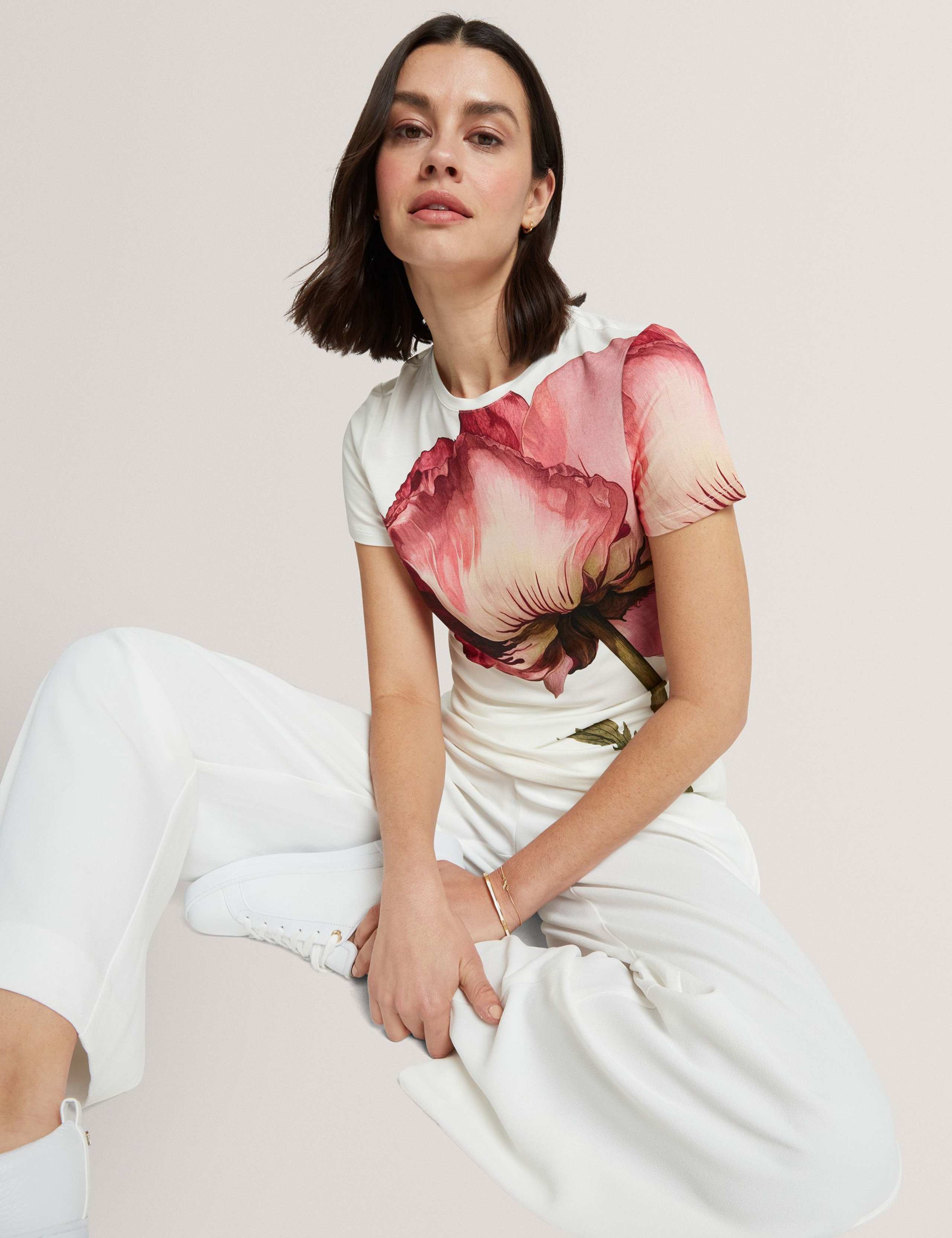 Floral T-Shirt 3 of 7