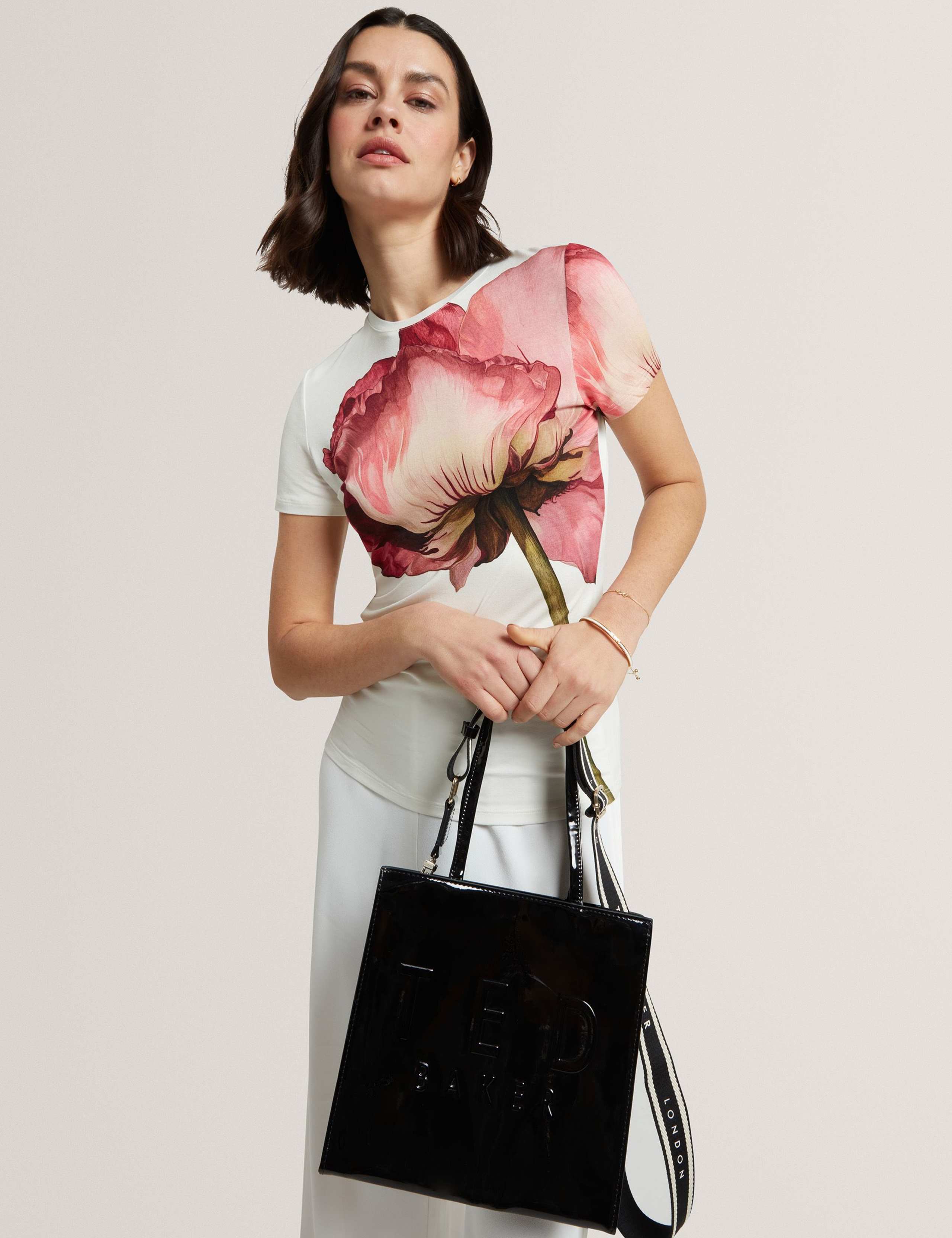 Patent Finish Webbing Strap Tote Bag 3 of 5