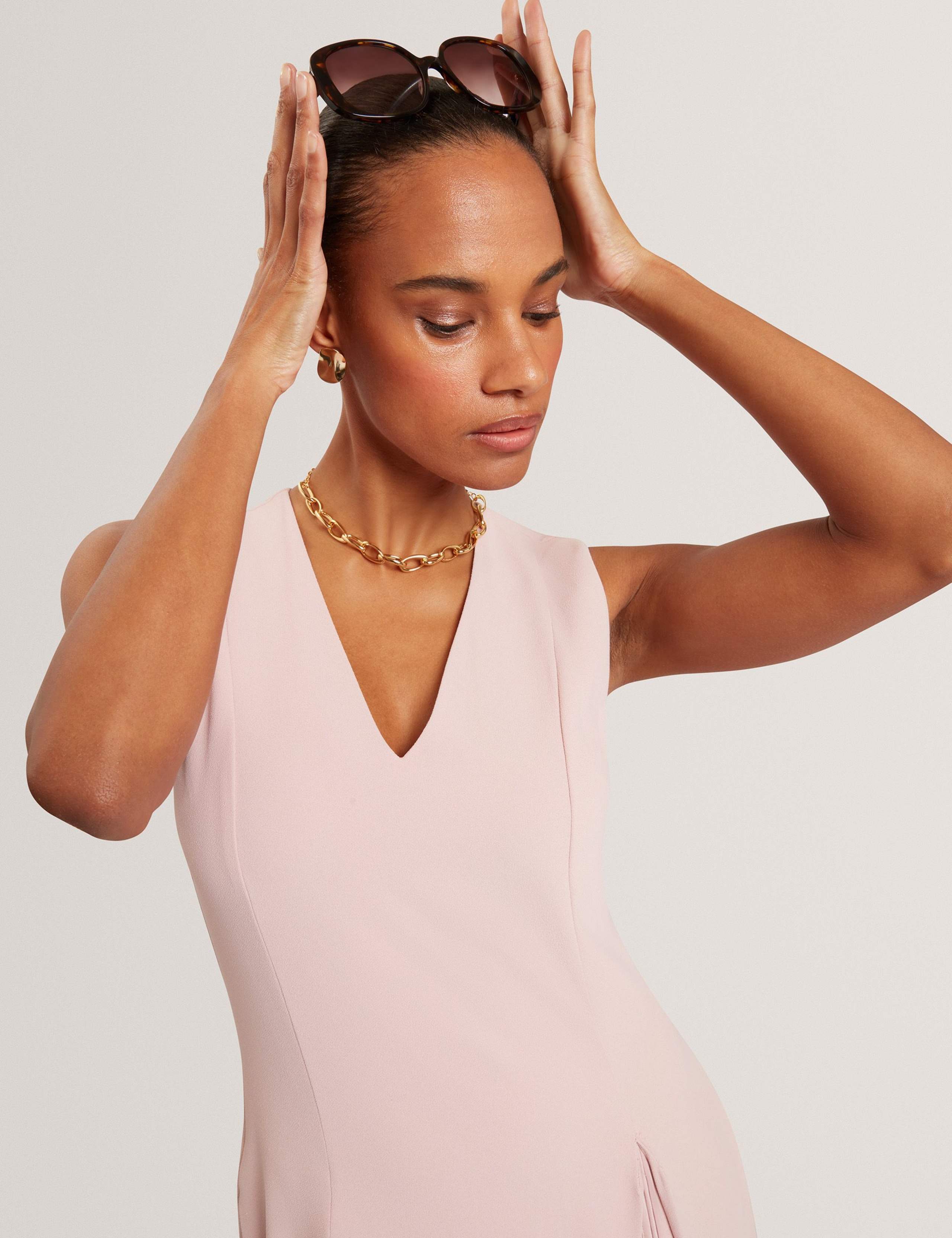 V-Neck Pleat Detail Midi Skater Dress 3 of 7