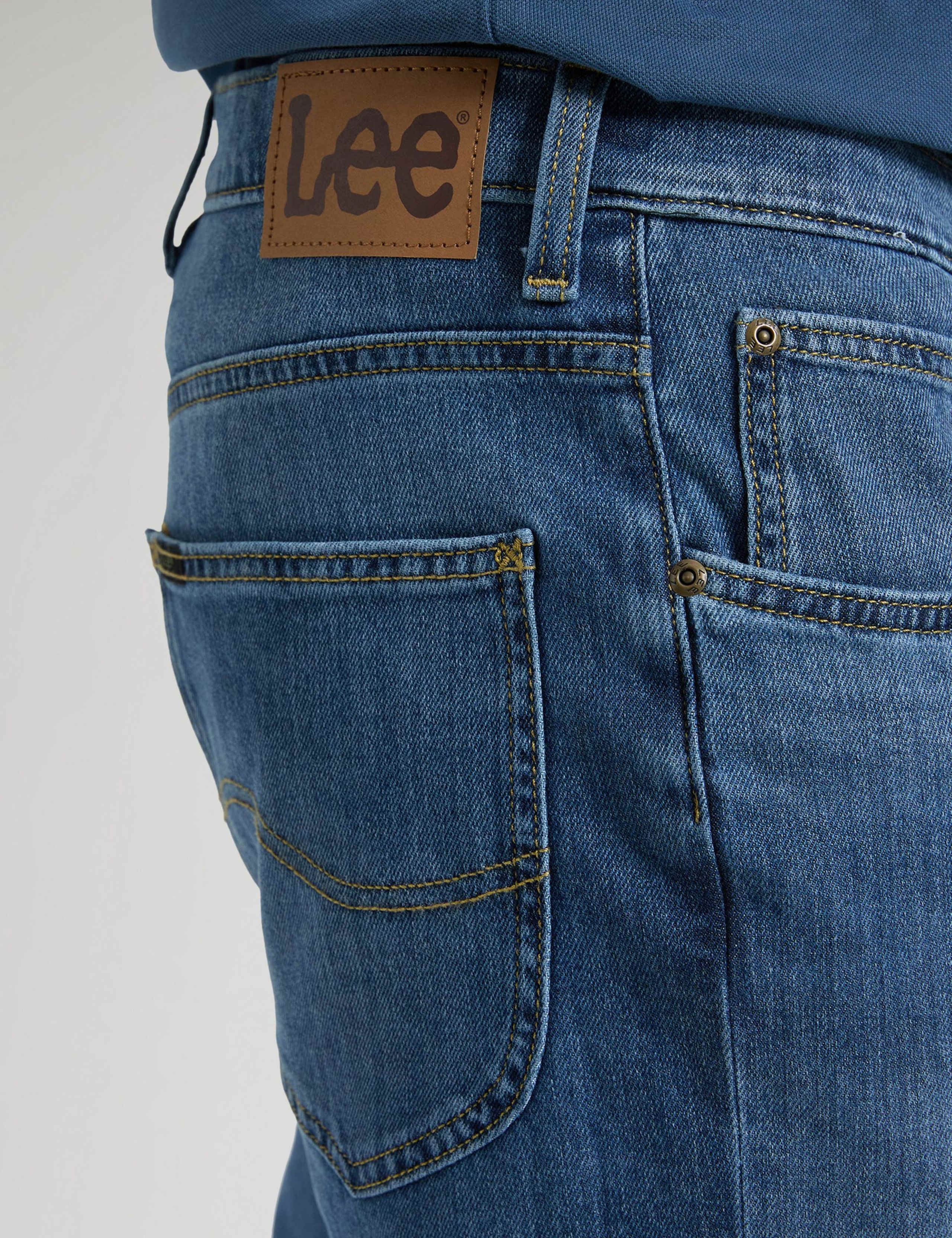 Tapered Fit Brooklyn Jeans 6 of 6