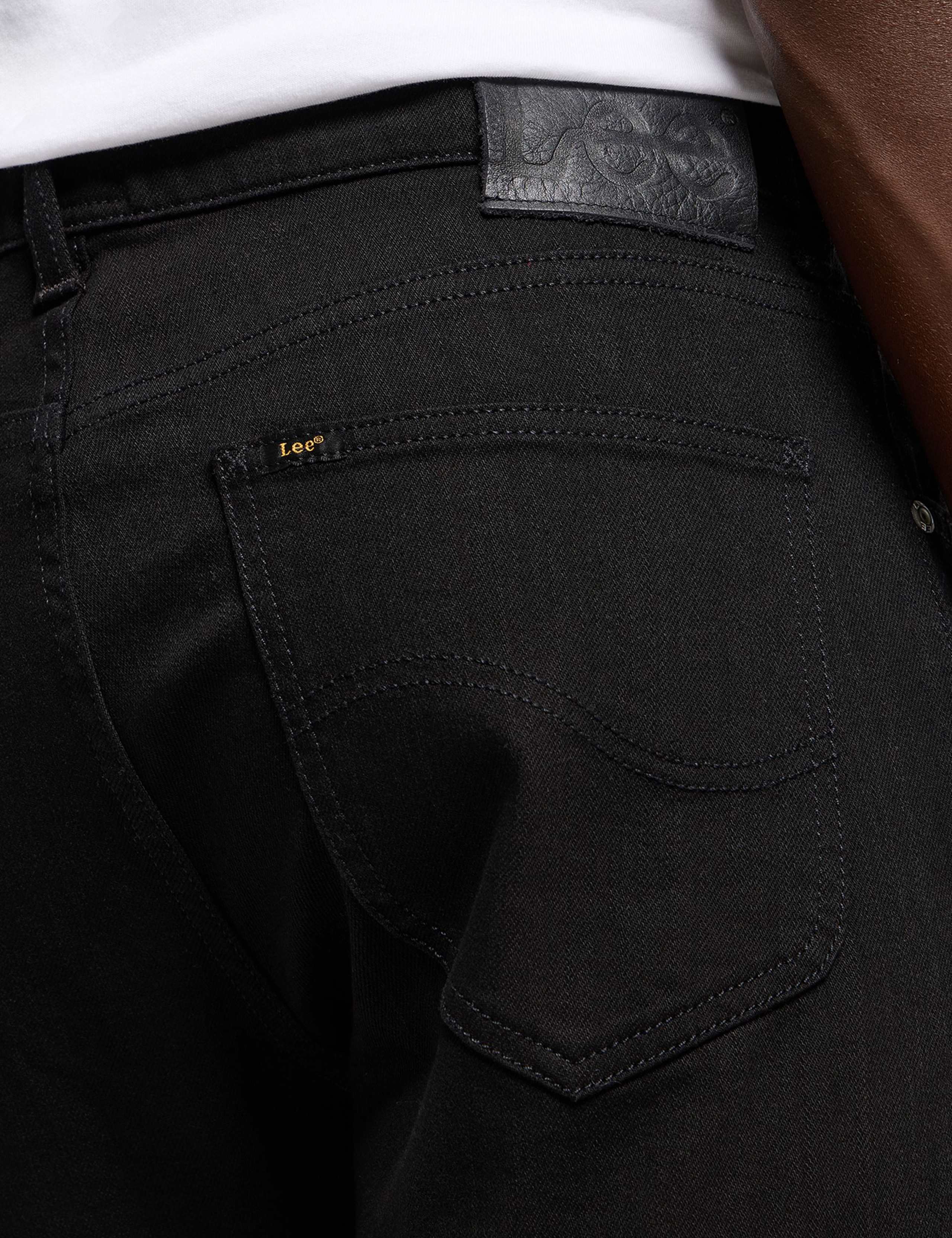 Tapered Fit West Jeans 6 of 6