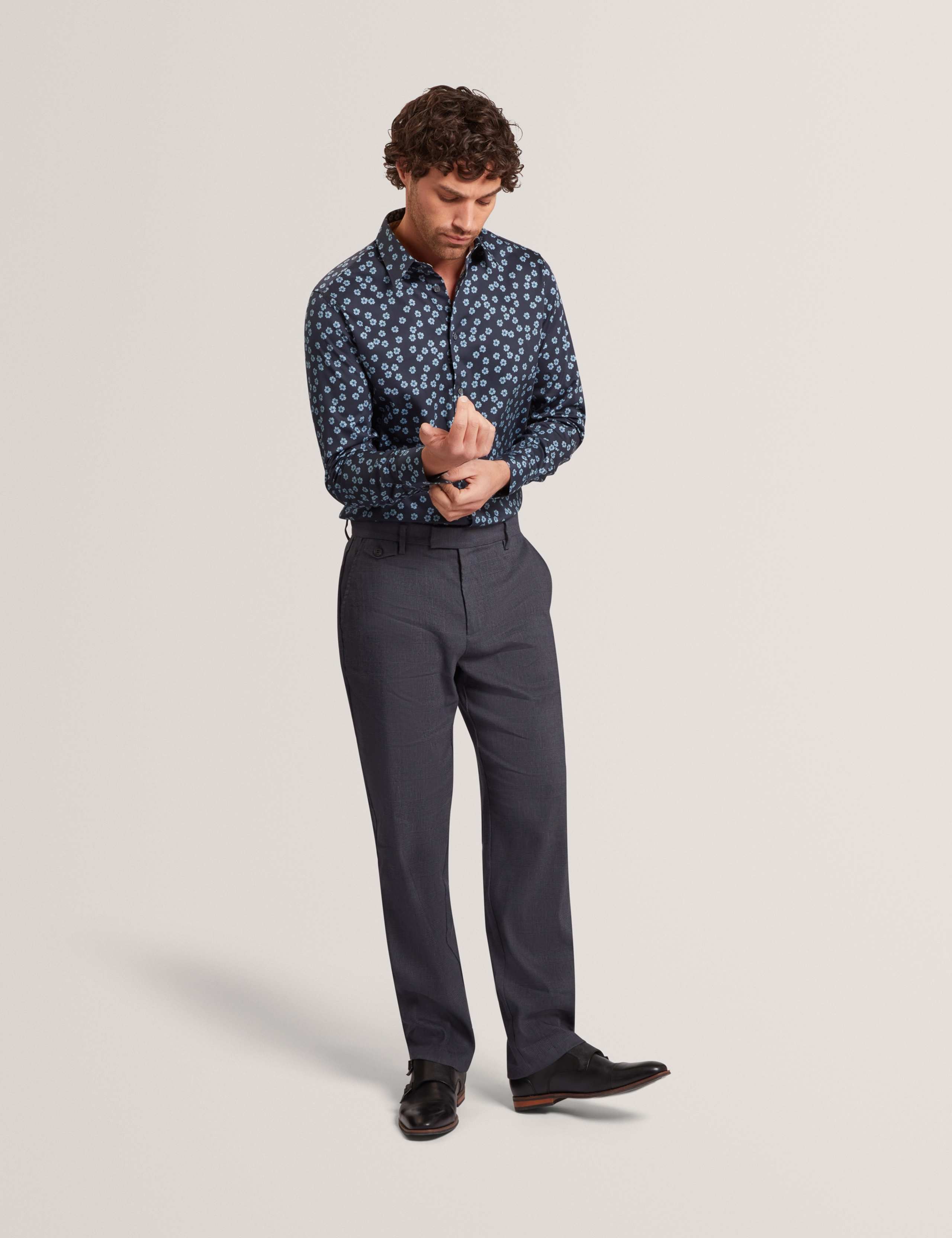 Regulat Fit Cotton Rich Floral Shirt 3 of 6