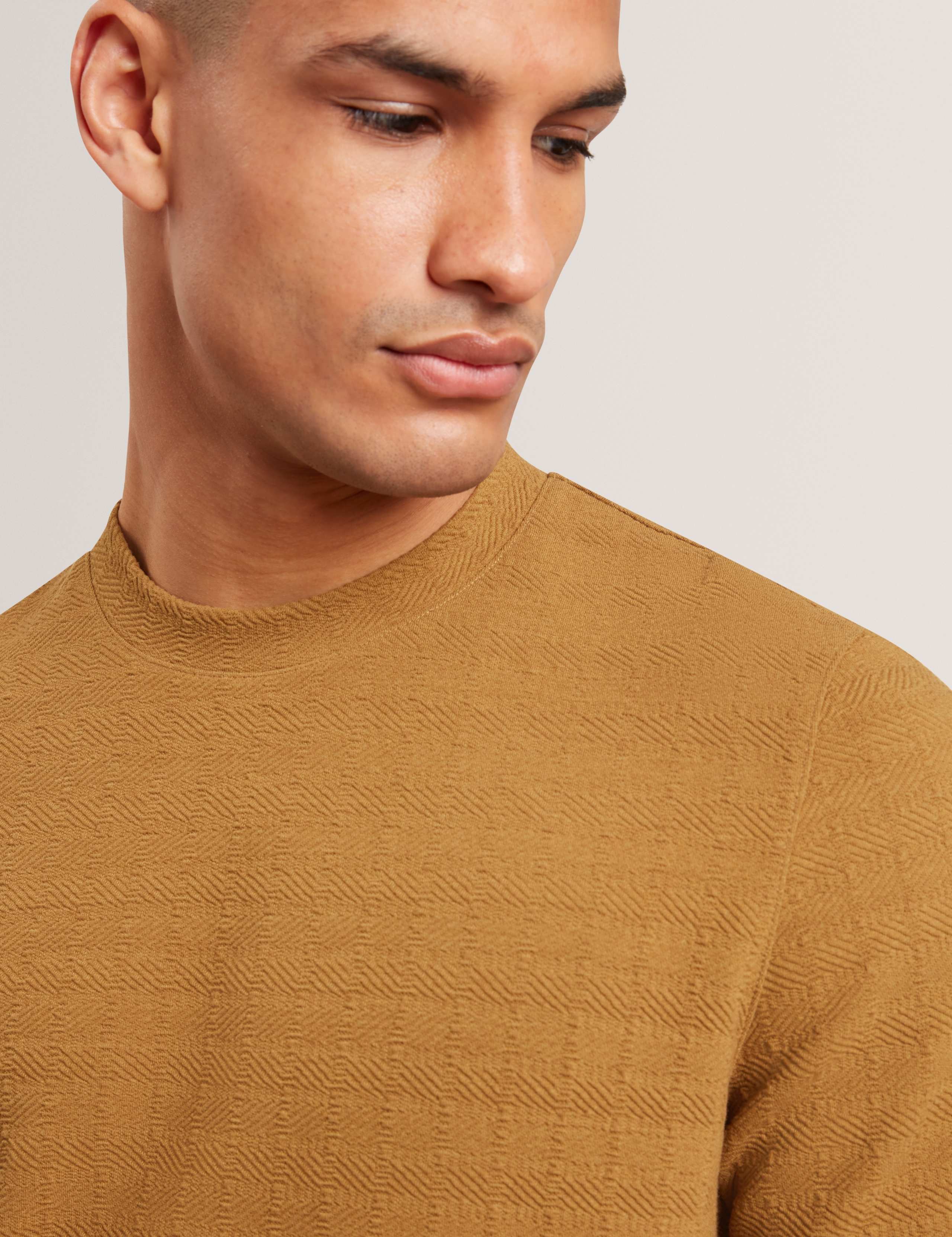 Textured Crew Neck T-Shirt 4 of 6
