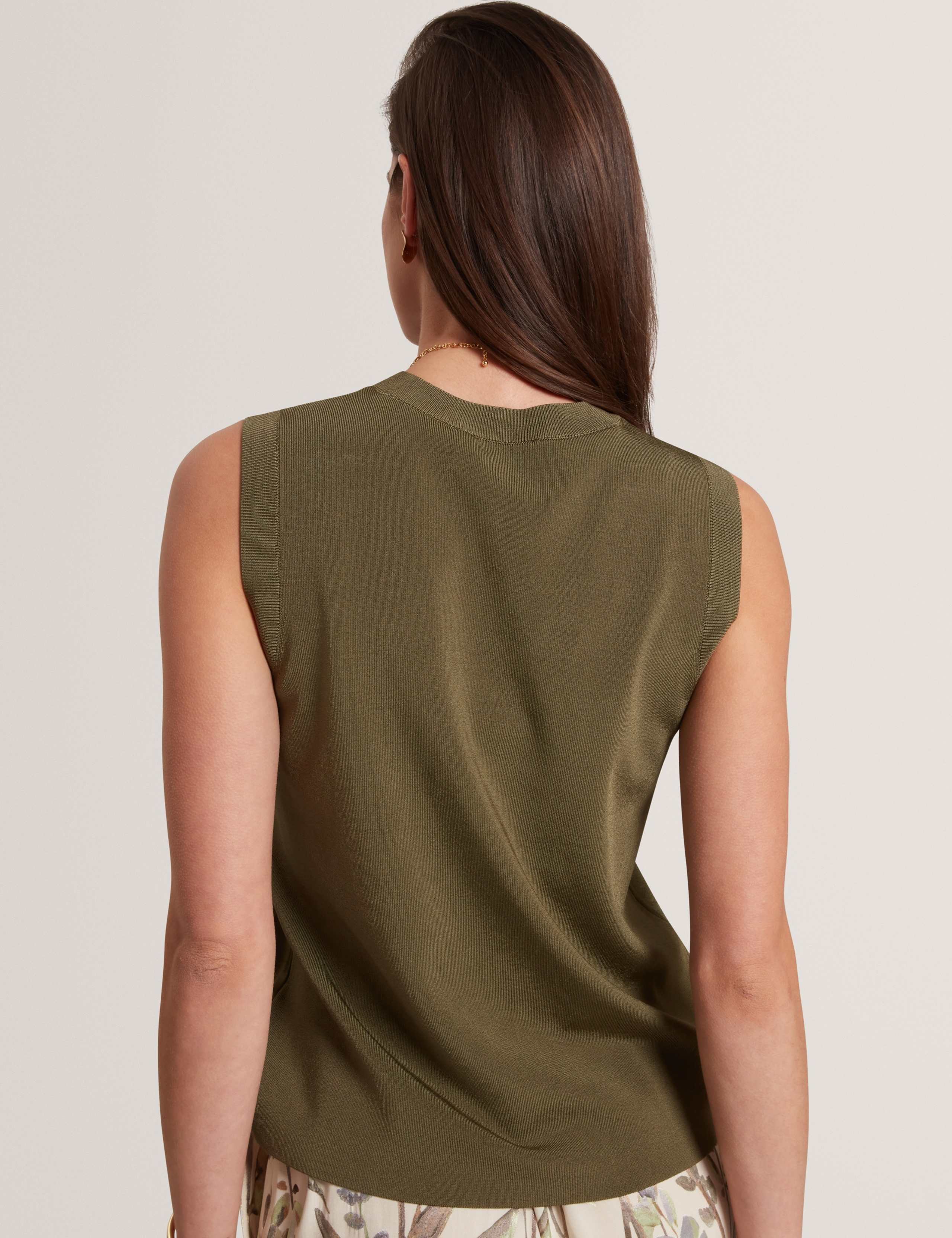 Tank Top 4 of 6