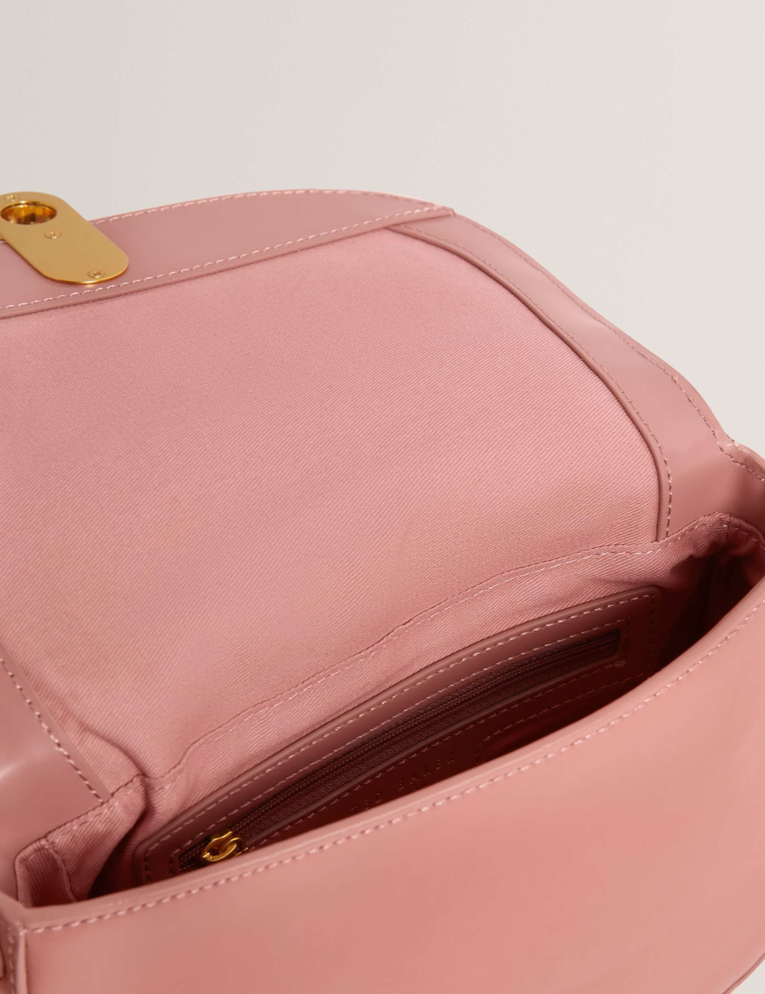 Leather Twist Lock Detail Shoulder Bag 5 of 5