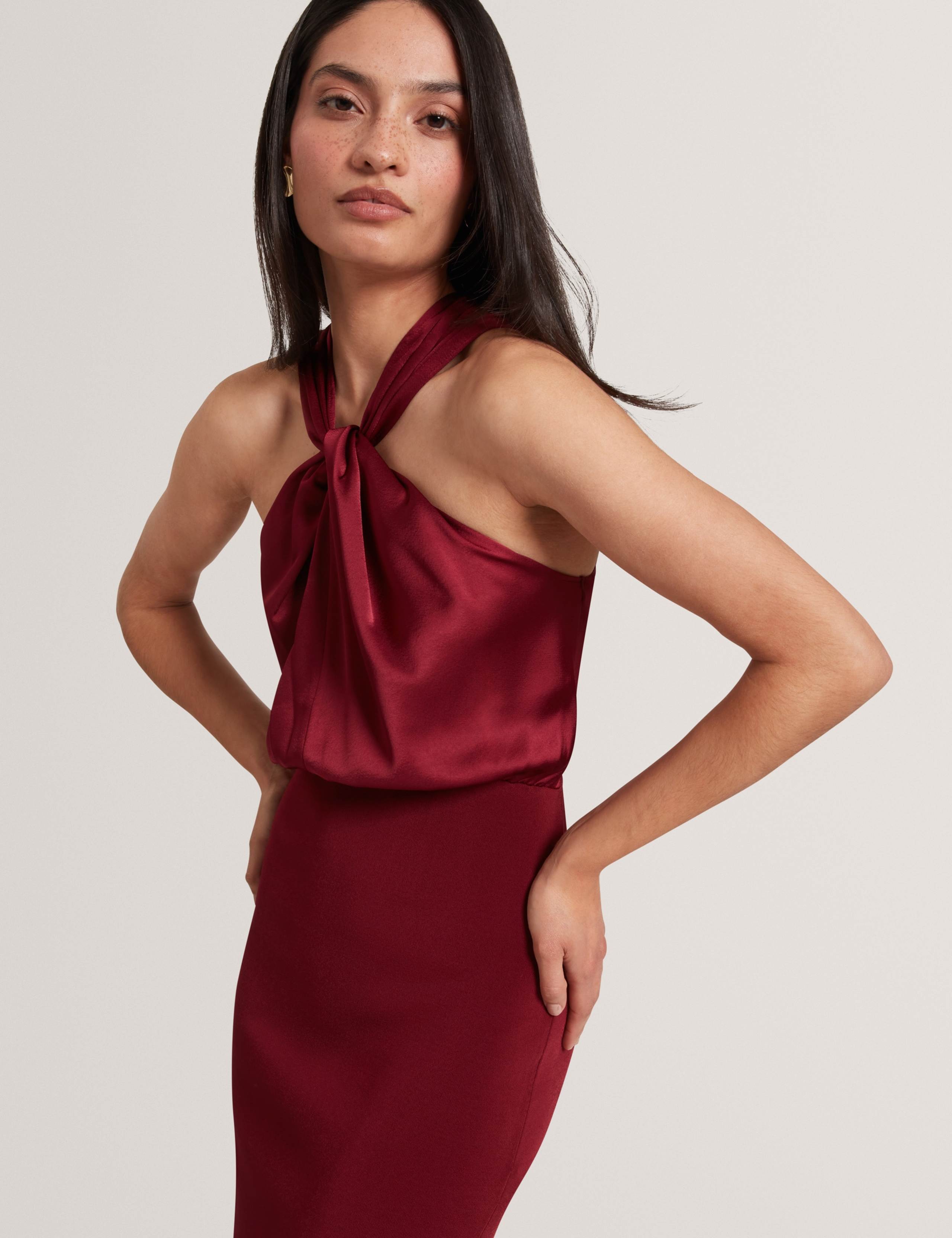Knitted Halter Neck Midi Waisted Dress 3 of 6