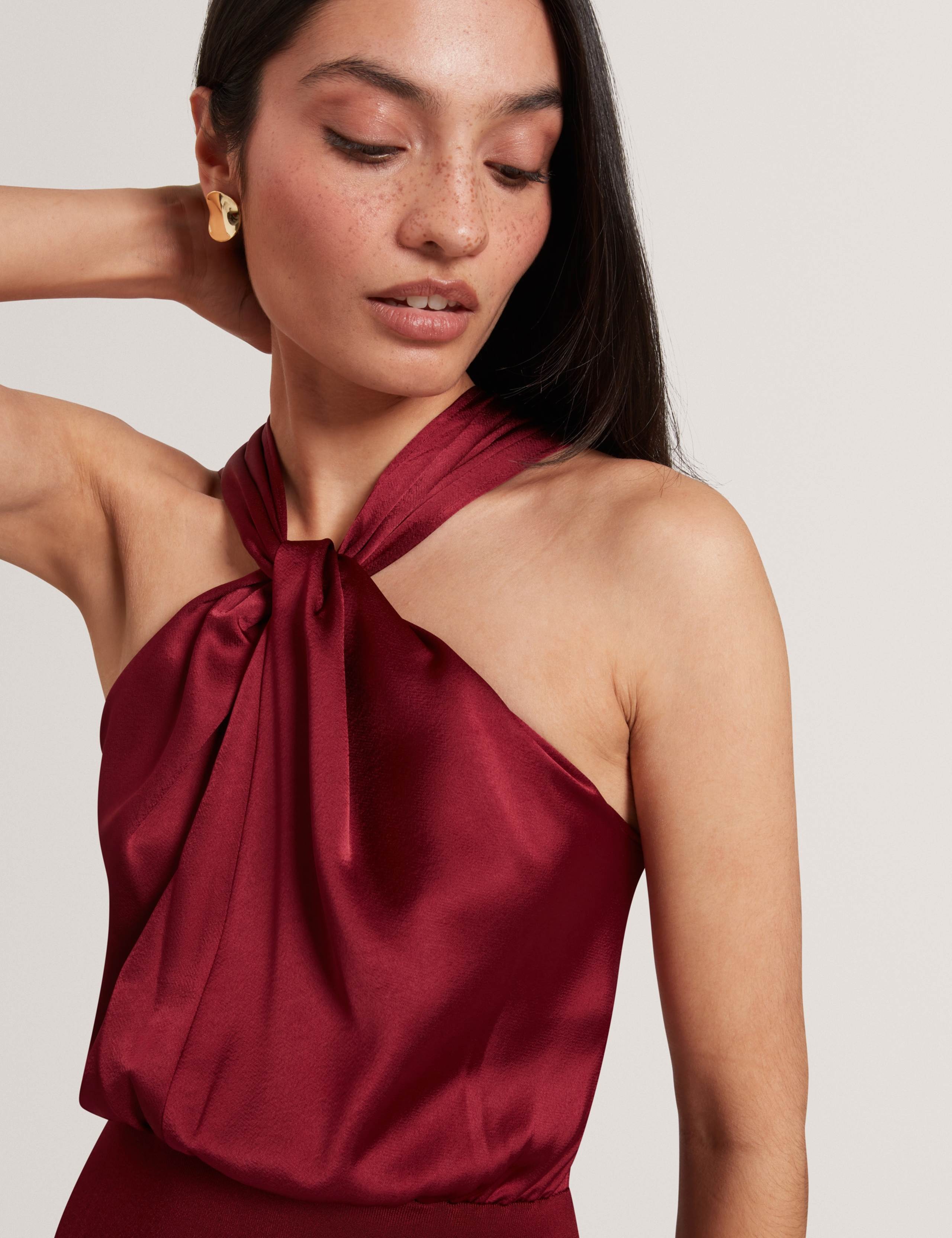 Knitted Halter Neck Midi Waisted Dress 5 of 6