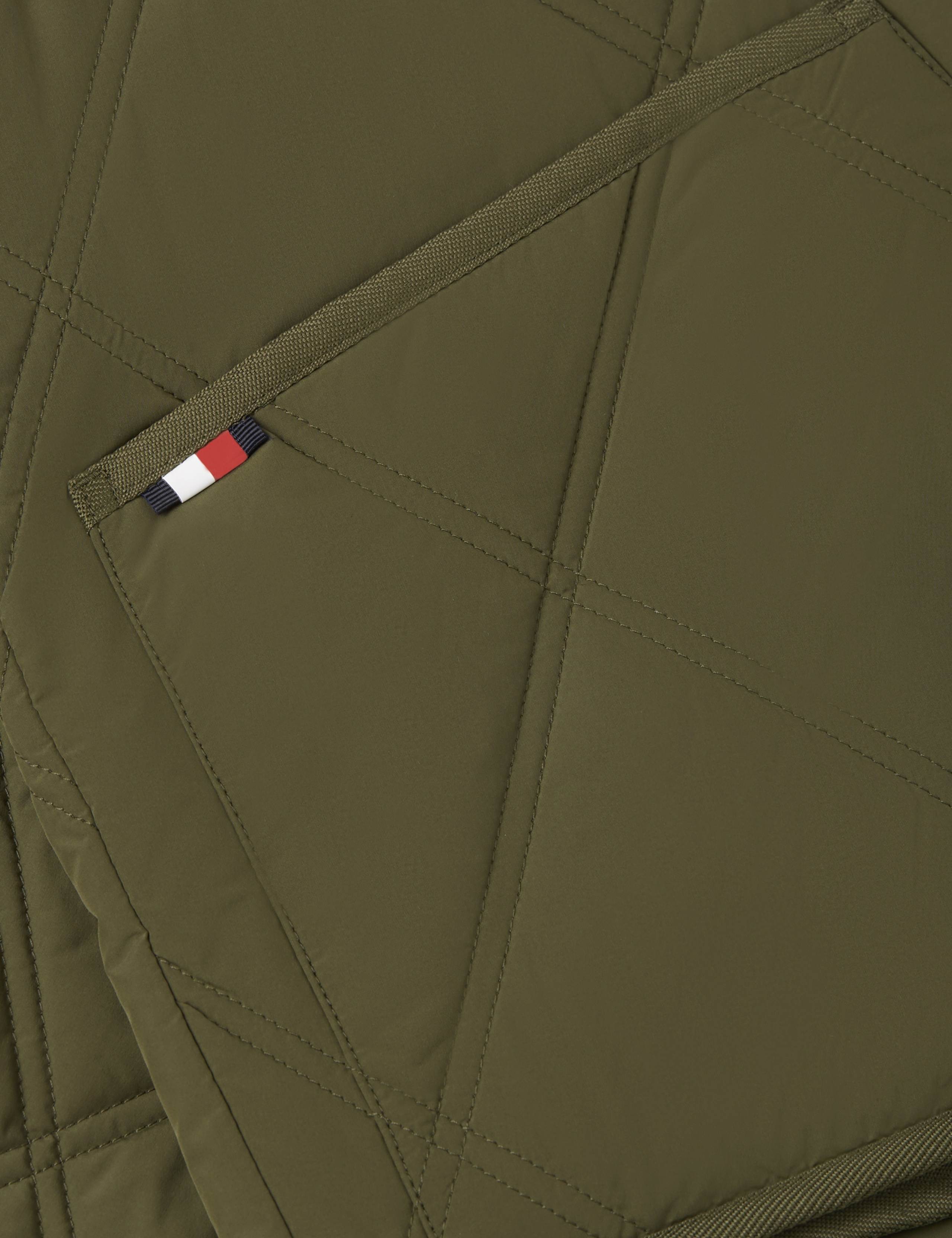 DIAMOND QUILT VEST 4 of 4