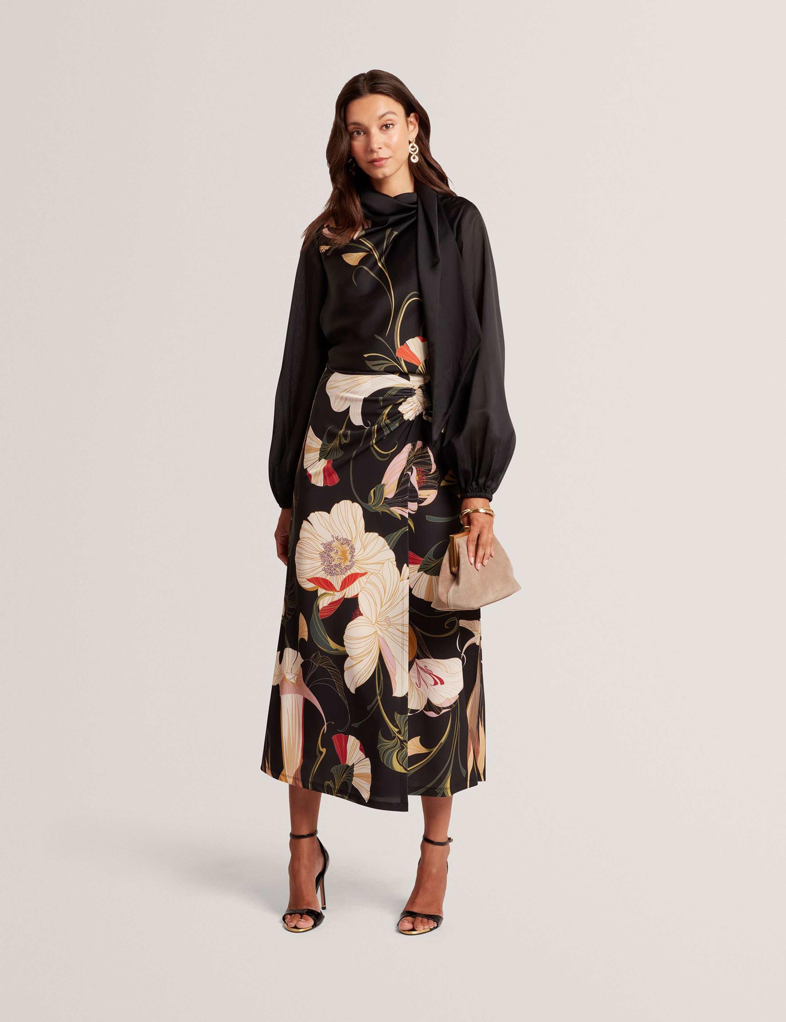 Floral Scarf Neck Blouson Sleeve Blouse 2 of 4