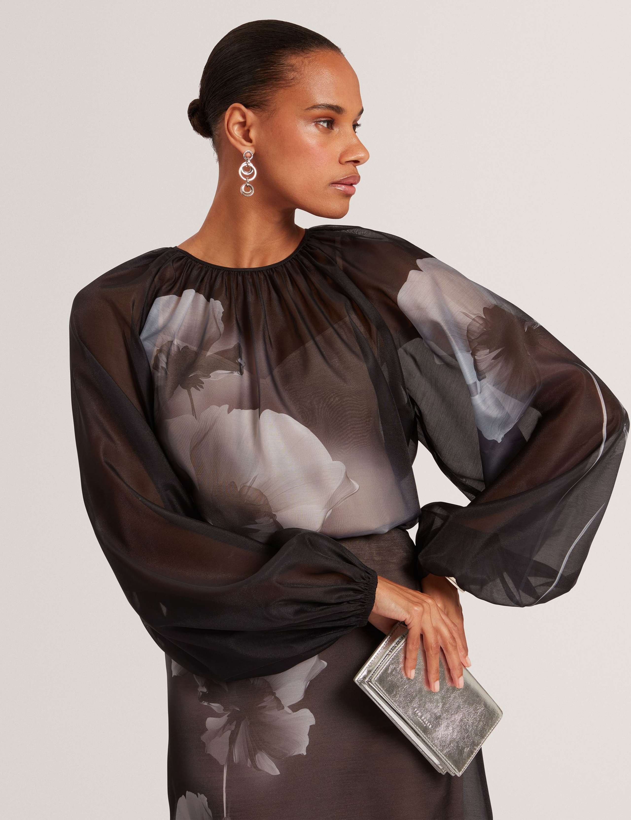 Floral Puff Sleeve Blouse 3 of 4