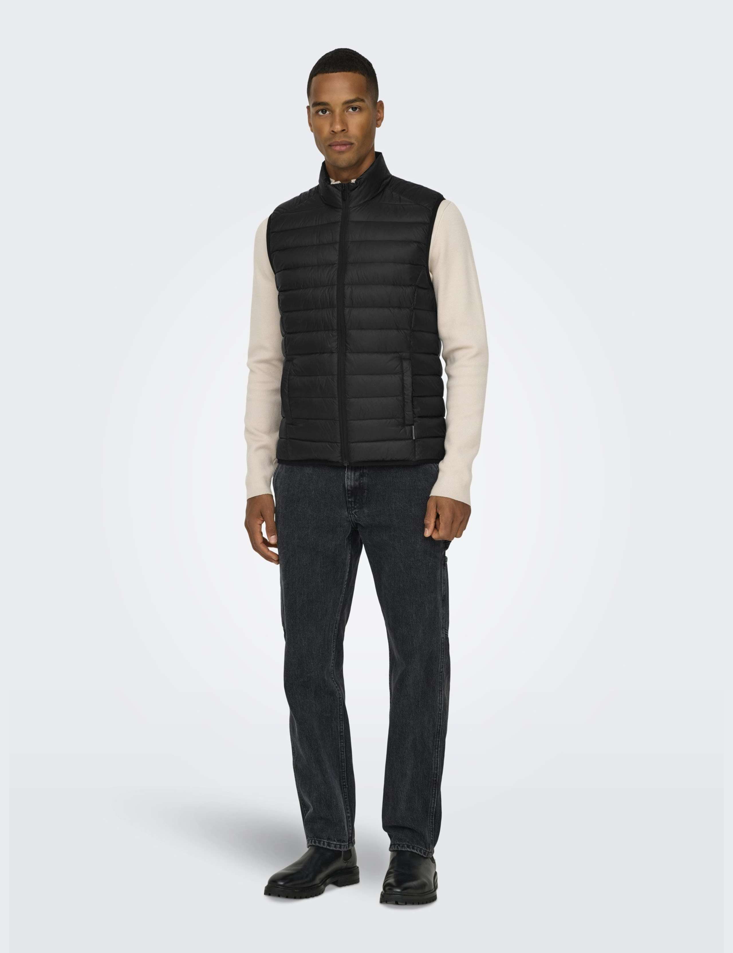 Padded Gilet 4 of 7