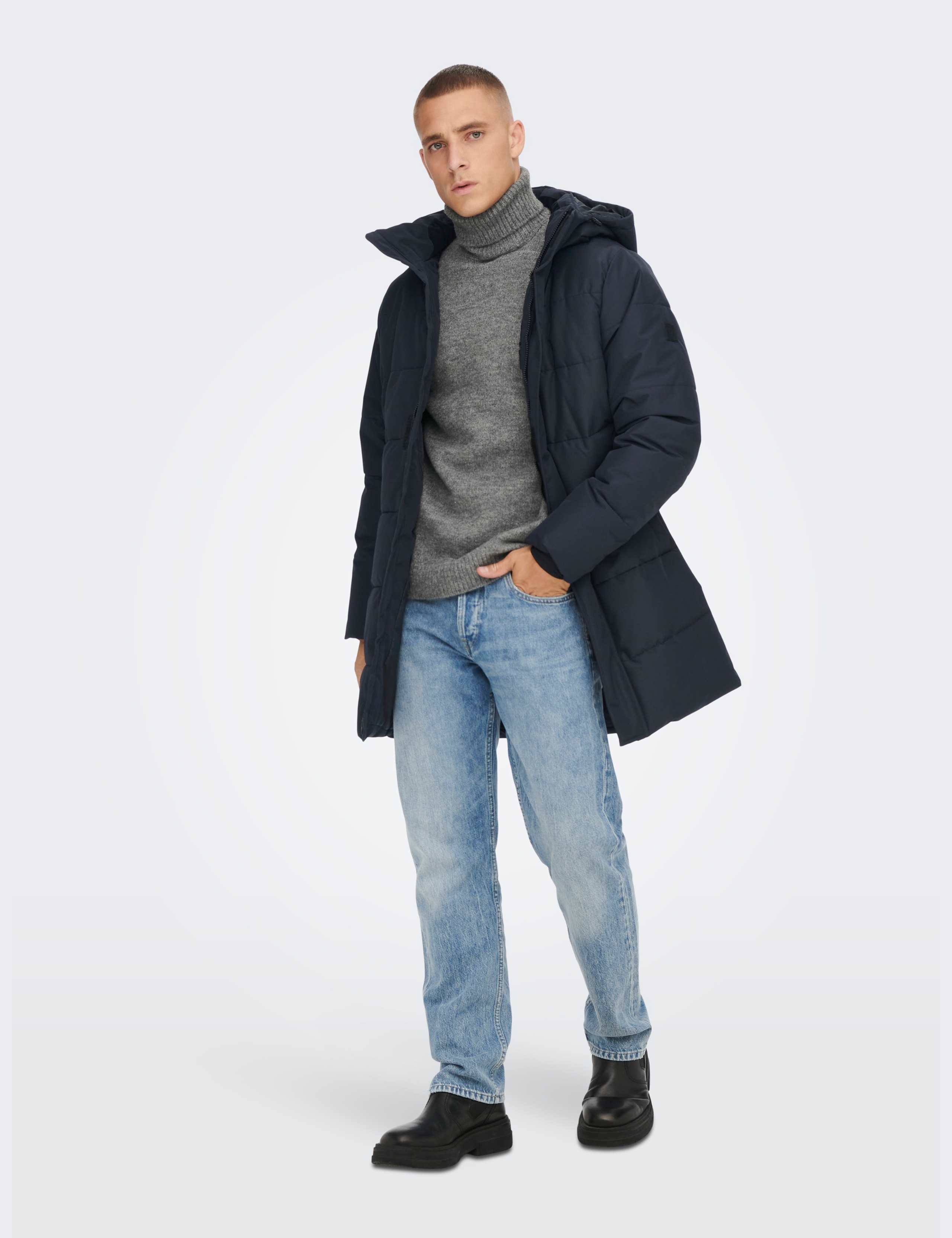 Hooded Quilted Puffer Jacket 3 of 8