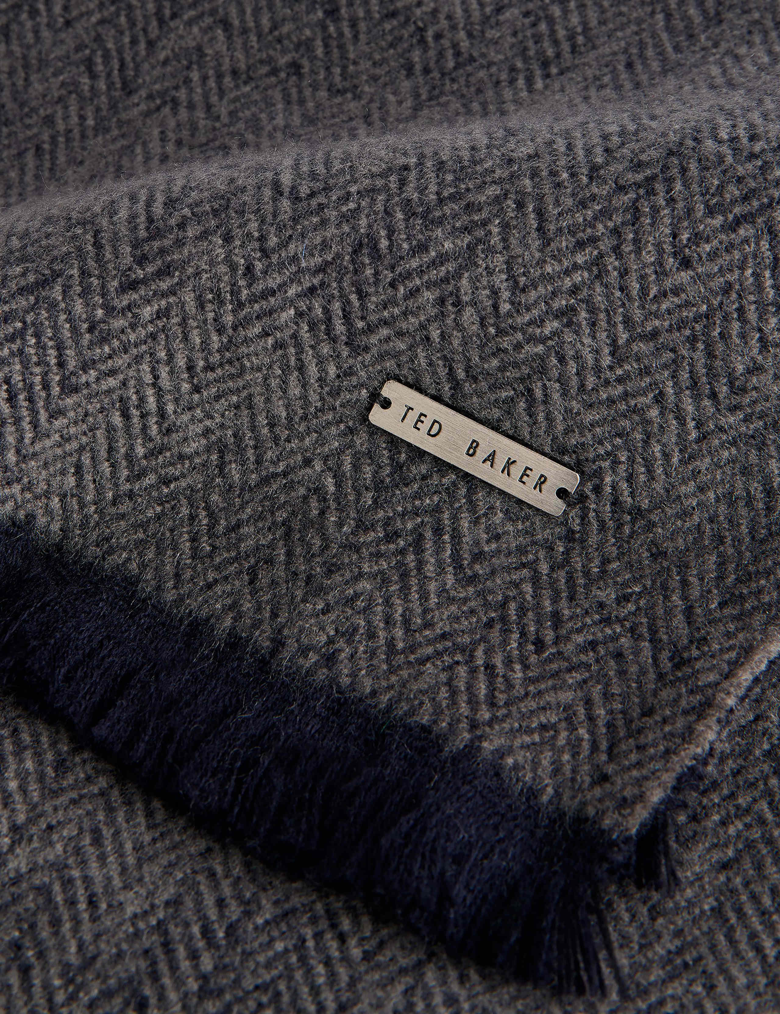 Herringbone Scarf 3 of 3