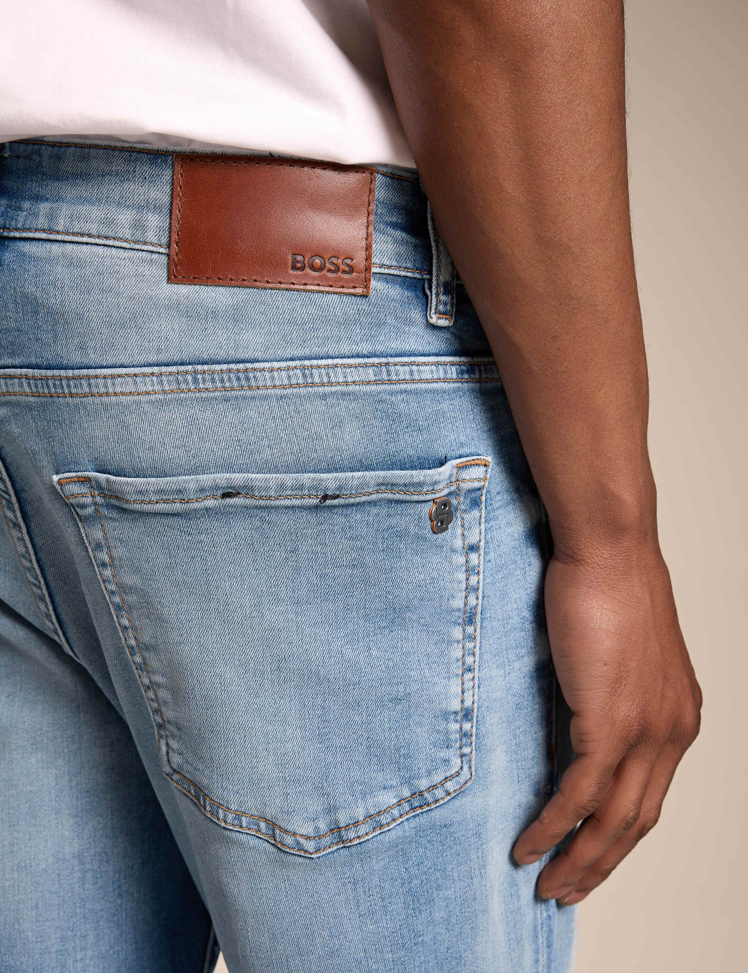 Regular Fit 5 Pocket Jeans 3 of 4