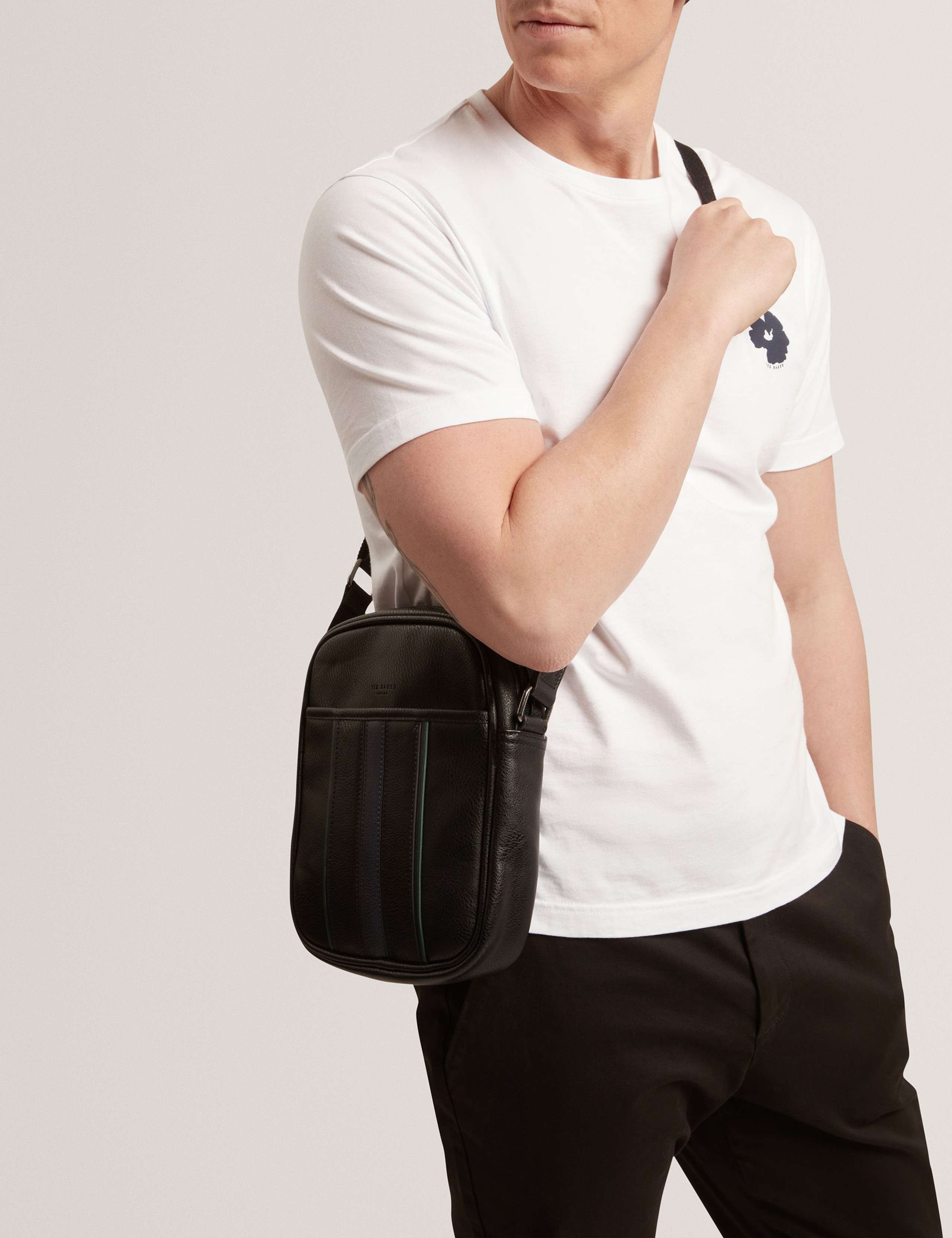 Cross Body Bag 3 of 5