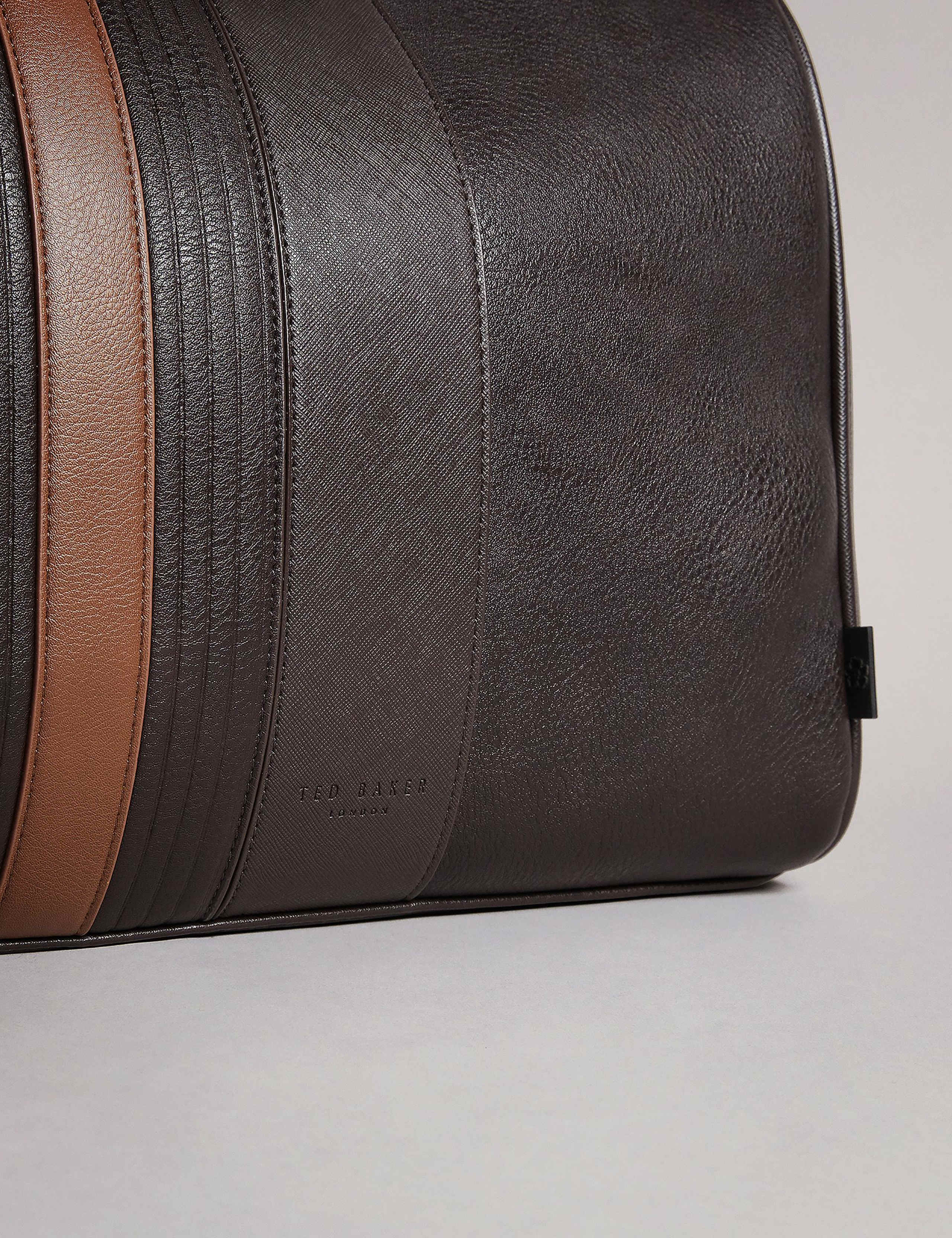 Striped Weekend Bag 5 of 5