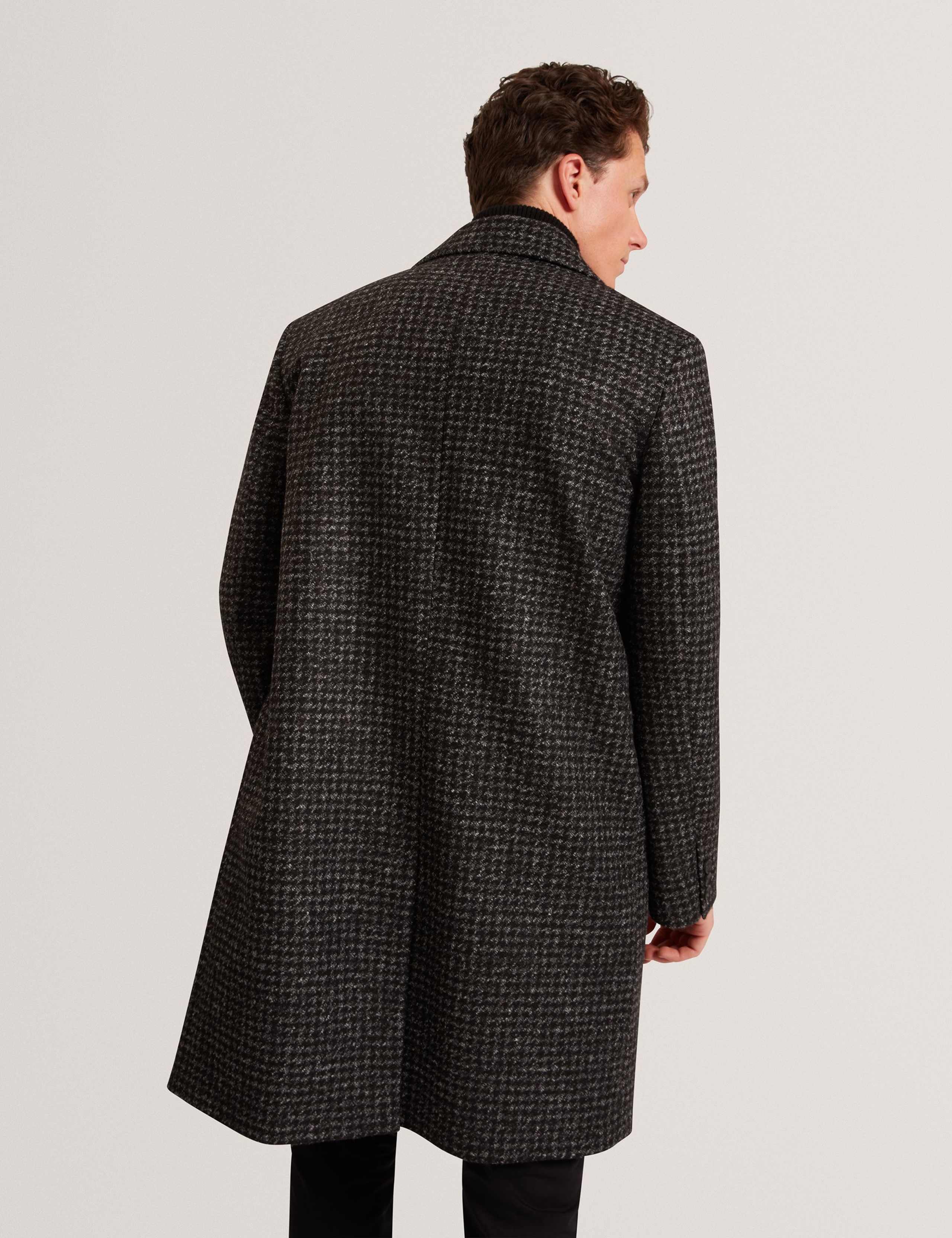 Relaxed Houndstooth Knitted Coat with Wool 4 of 4
