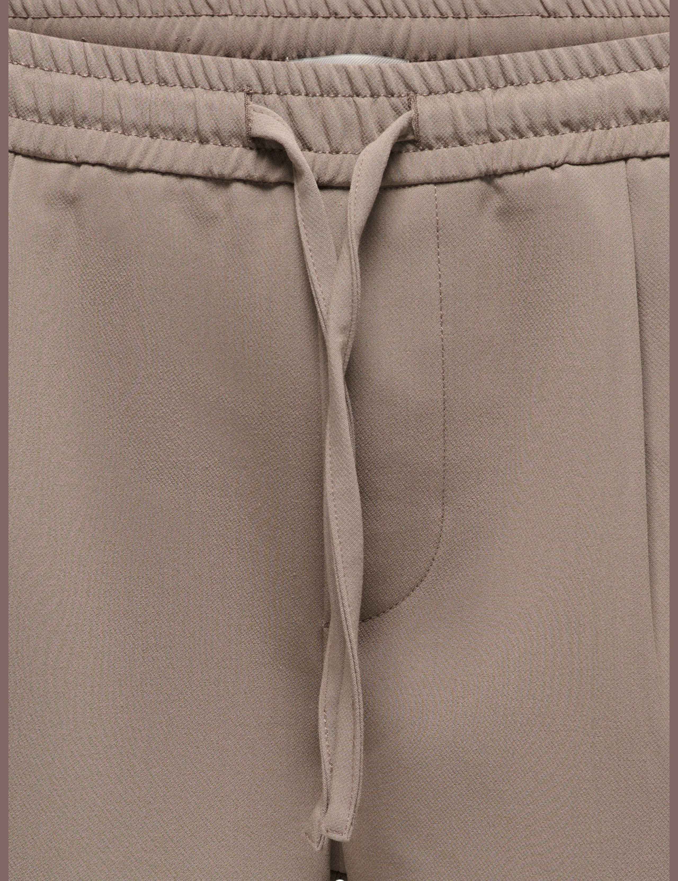 Lightweight Shorts 5 of 6