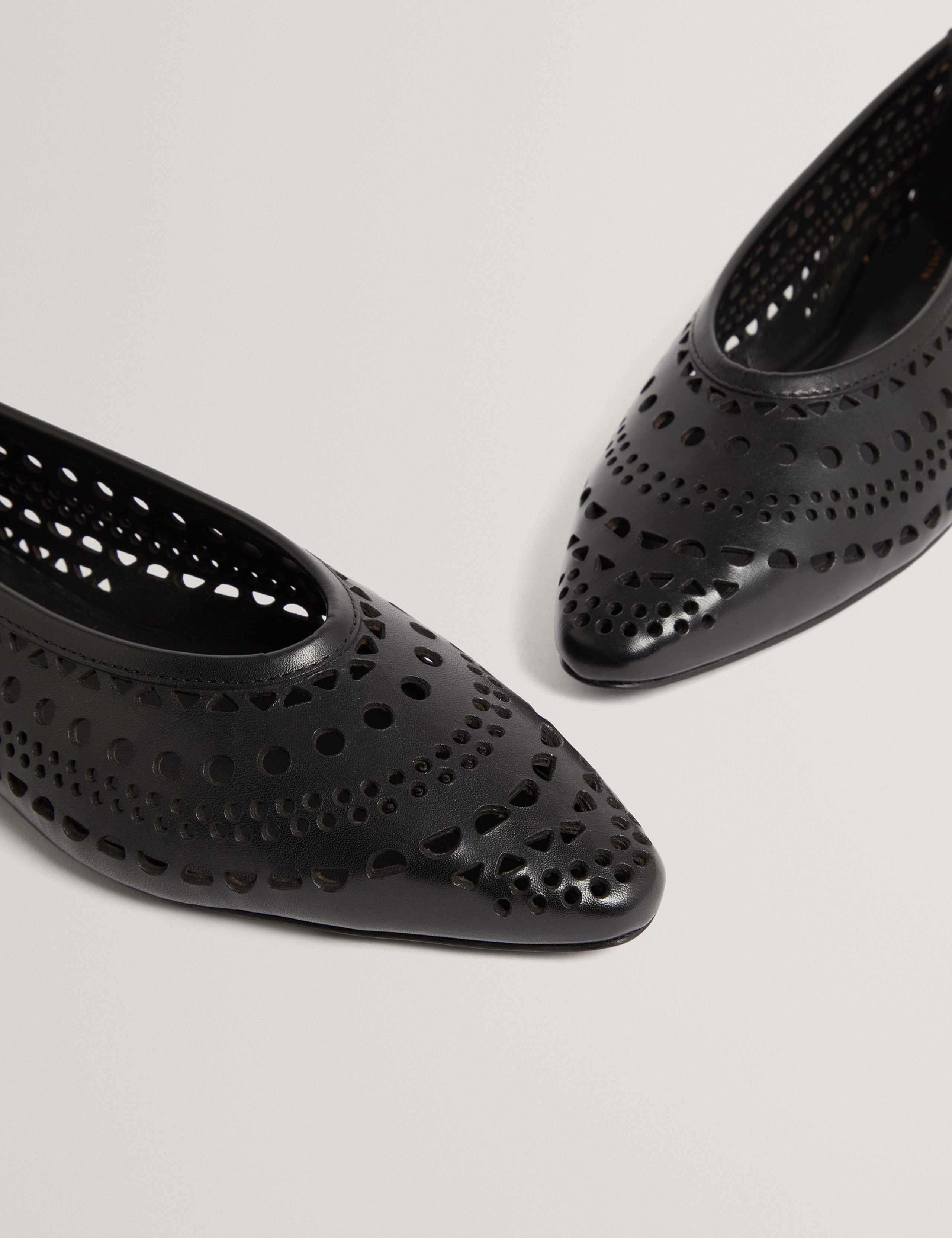 Leather Flat Pointed Pumps 4 of 4