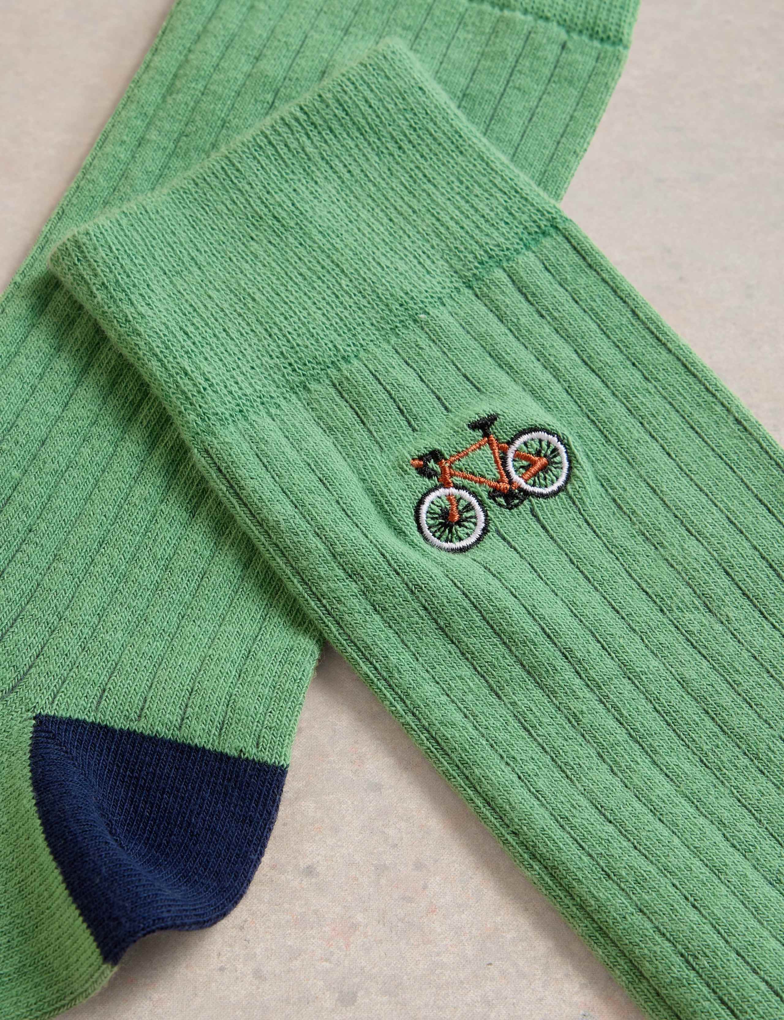 Cotton Rich Embroidered Ribbed Ankle High Socks 2 of 2
