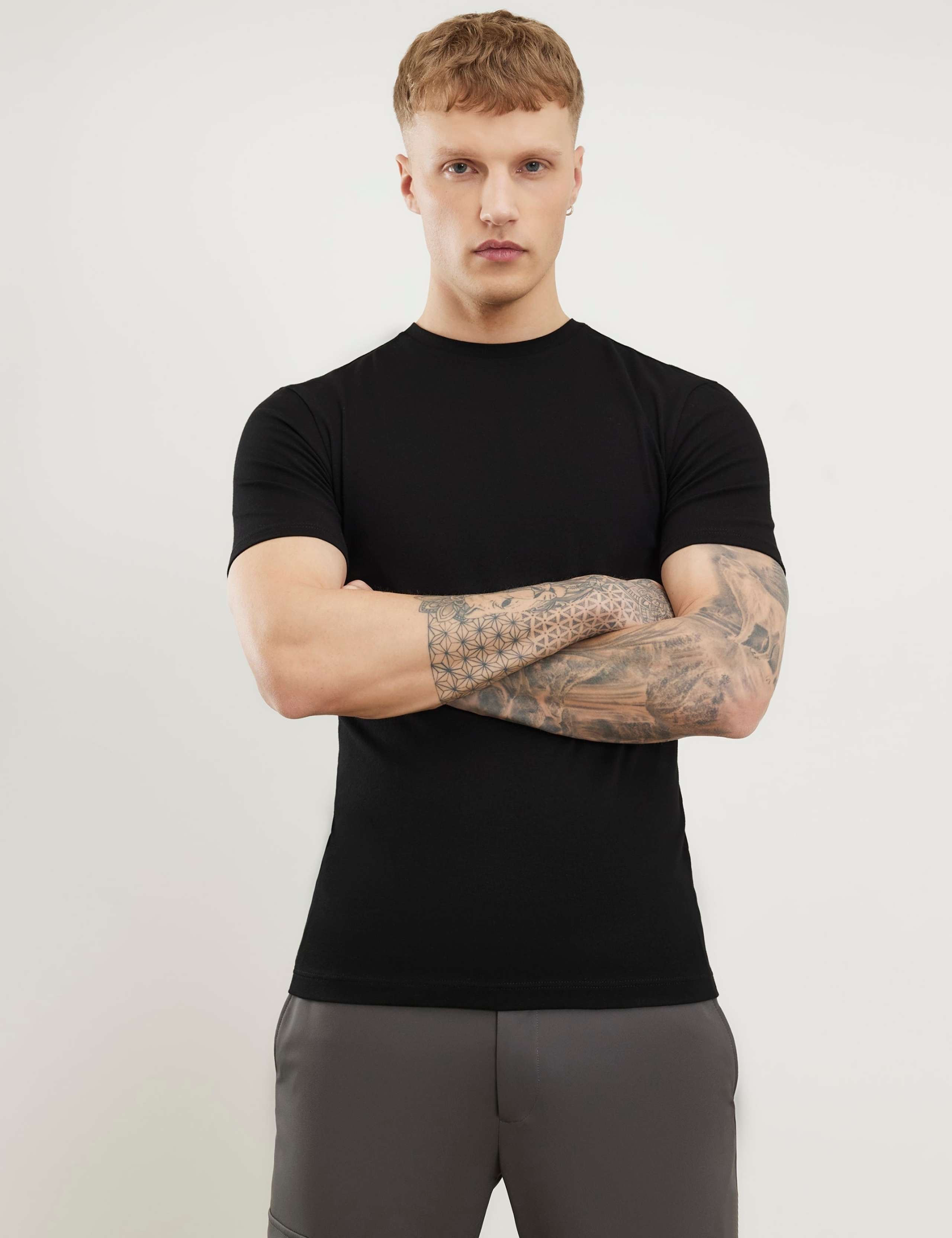 3 Pack Slim Fit Cotton Rich Crew Neck T-Shirts 3 of 6