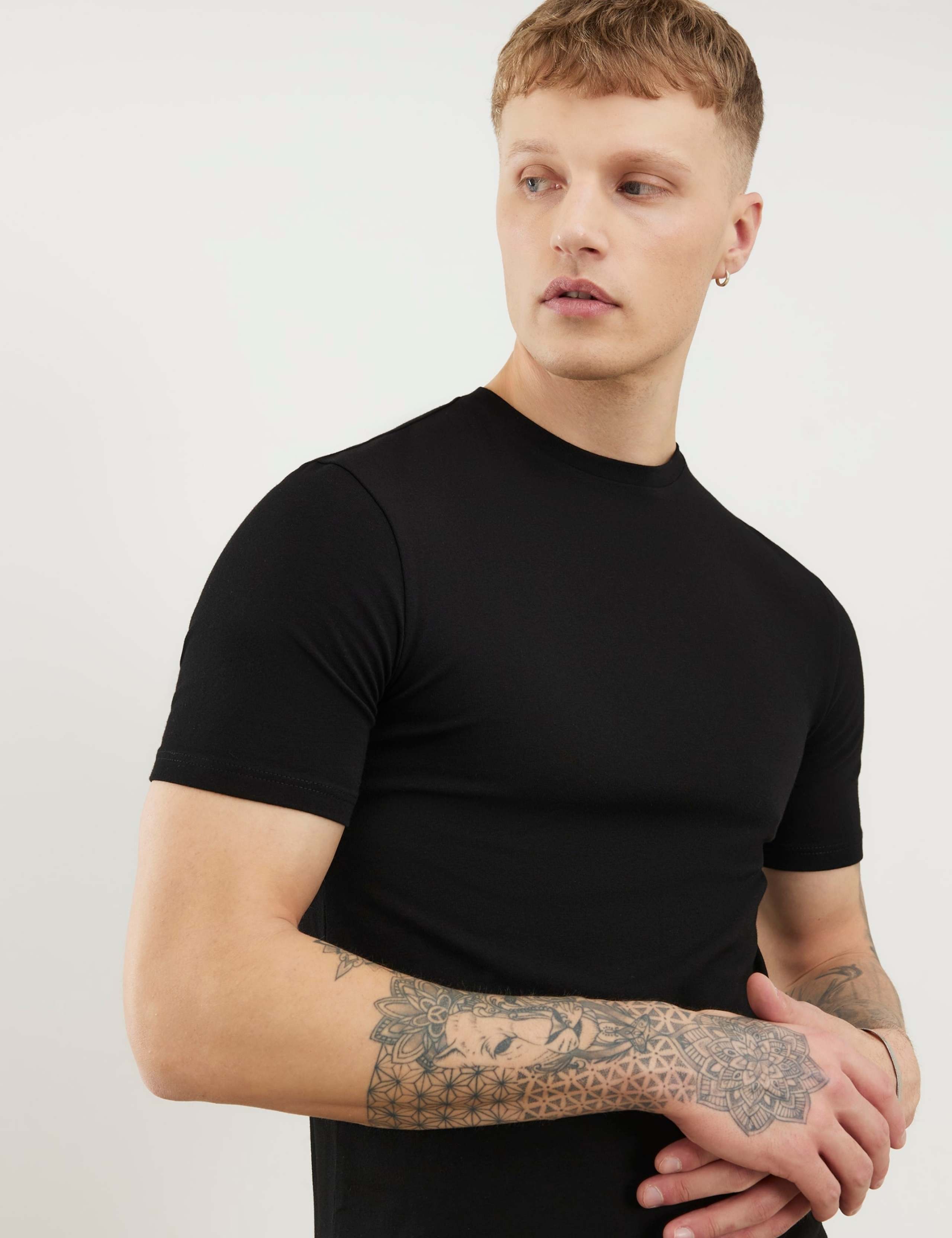 3 Pack Slim Fit Cotton Rich Crew Neck T-Shirts 4 of 6