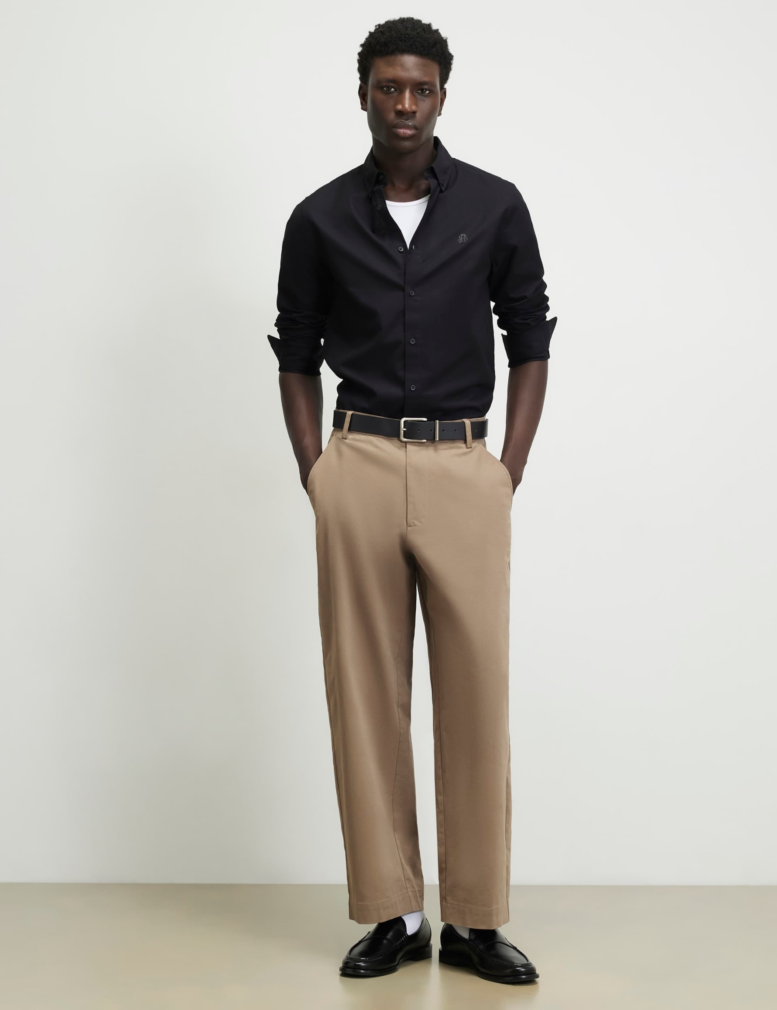 Slim Fit Cotton Rich Oxford Shirt 3 of 6