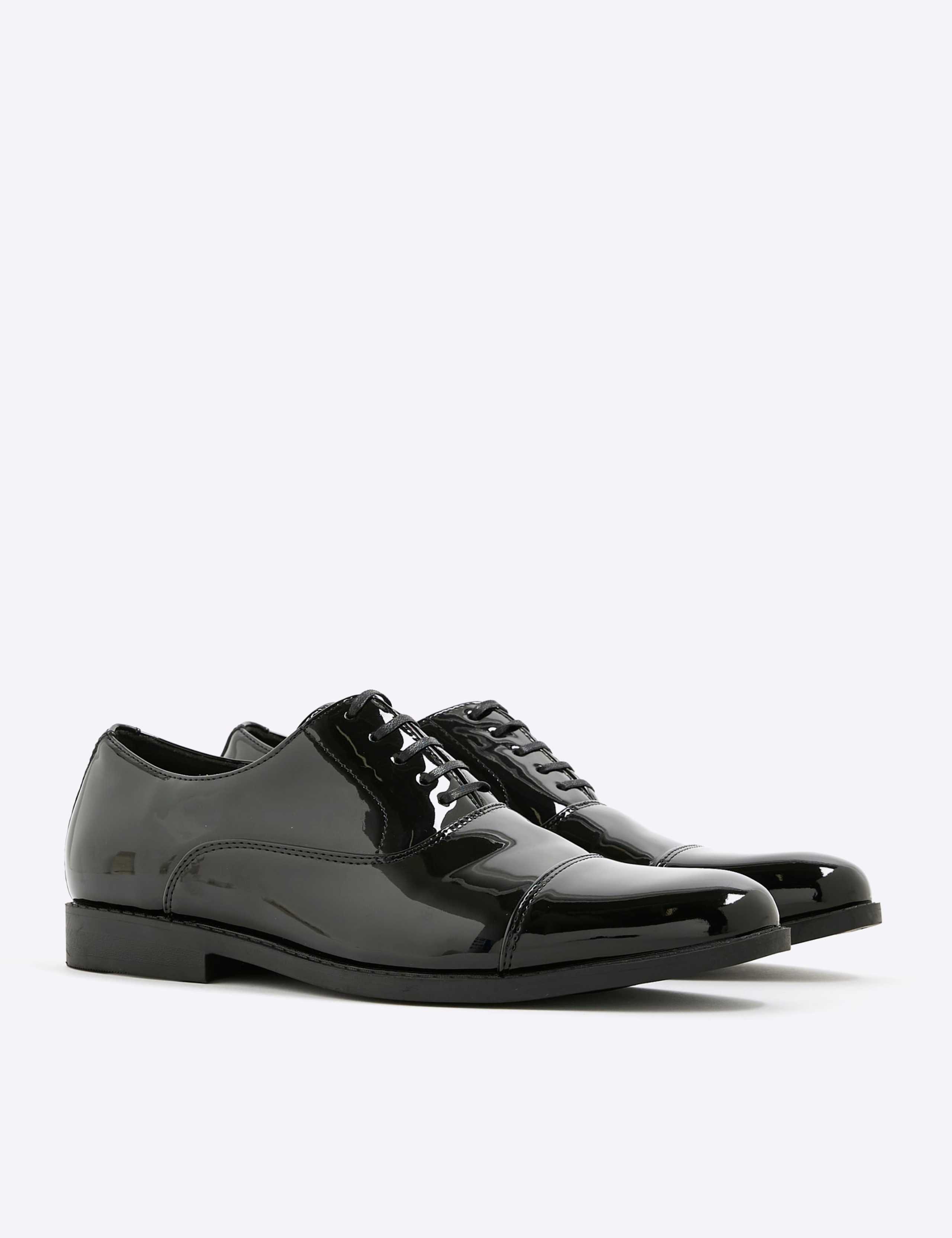 Oxford Shoes 3 of 6