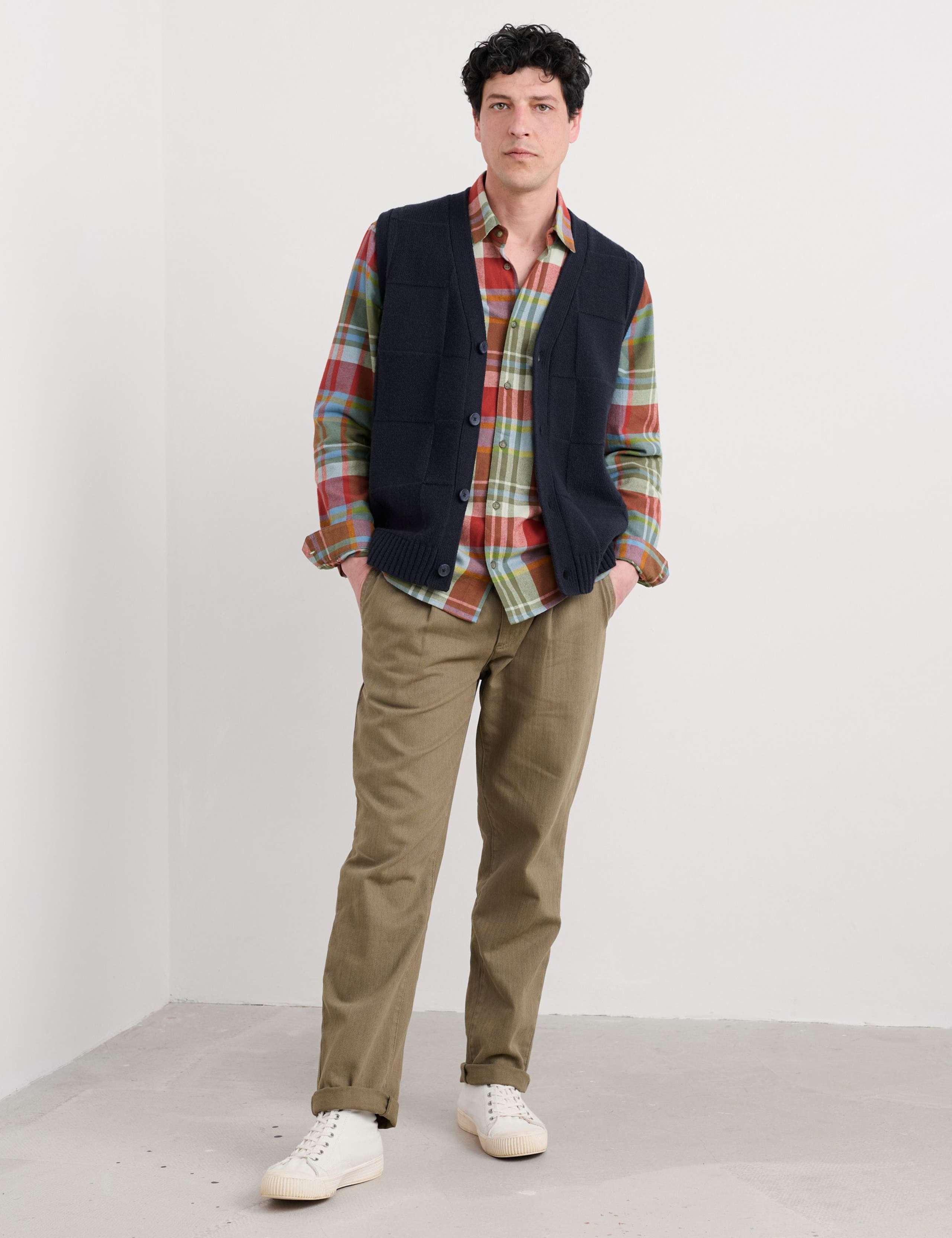 Lambswool Rich V-Neck Knitted Vest 4 of 5