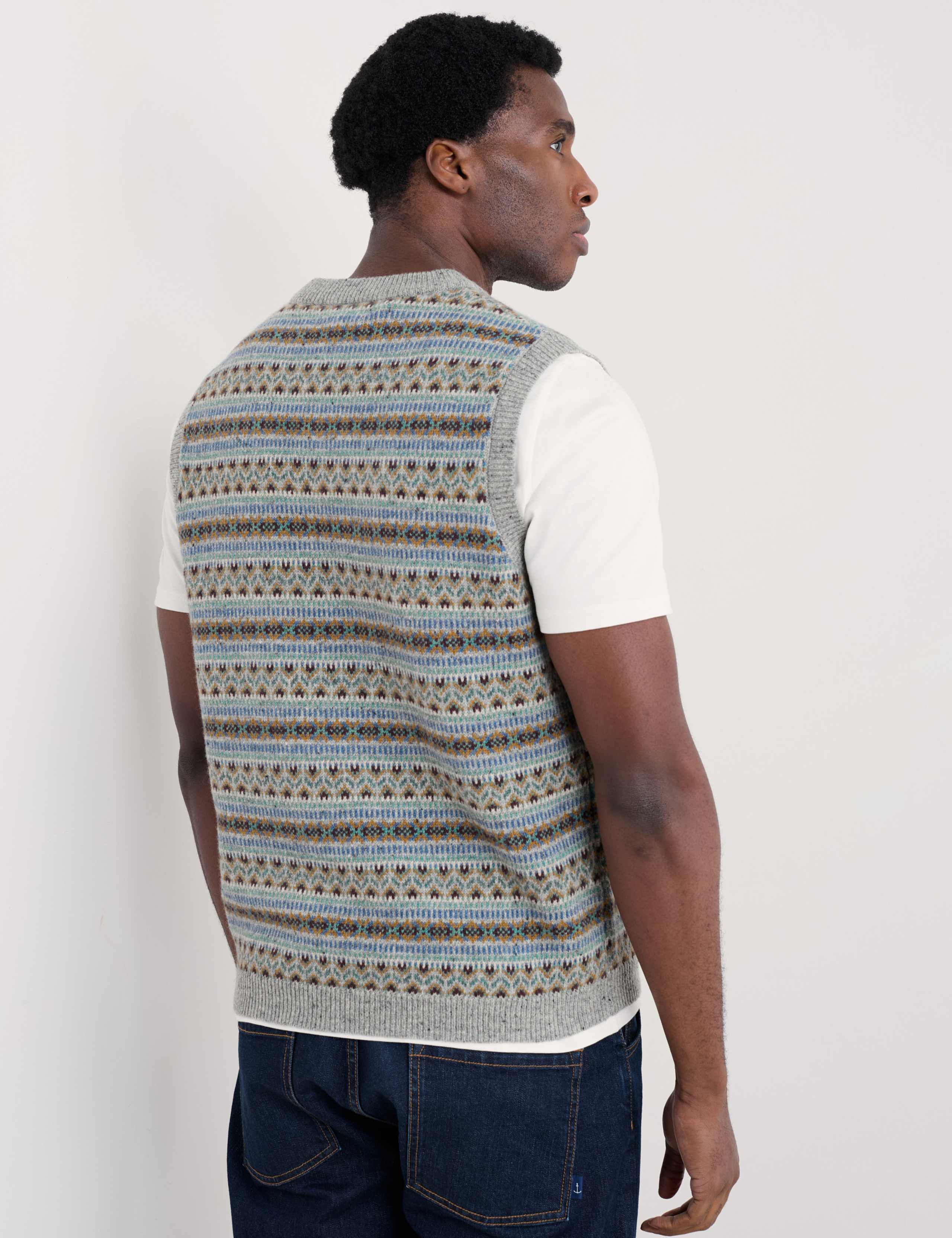 Lambswool Rich Fair Isle Knitted Vest 4 of 4