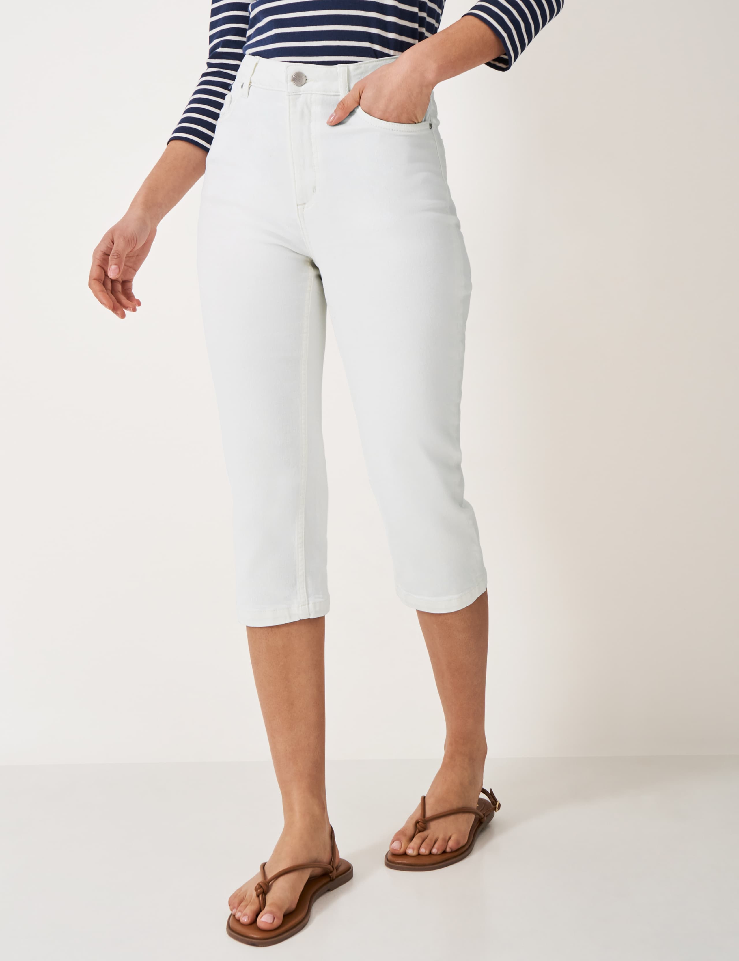 Skinny Cropped Jeans 3 of 5
