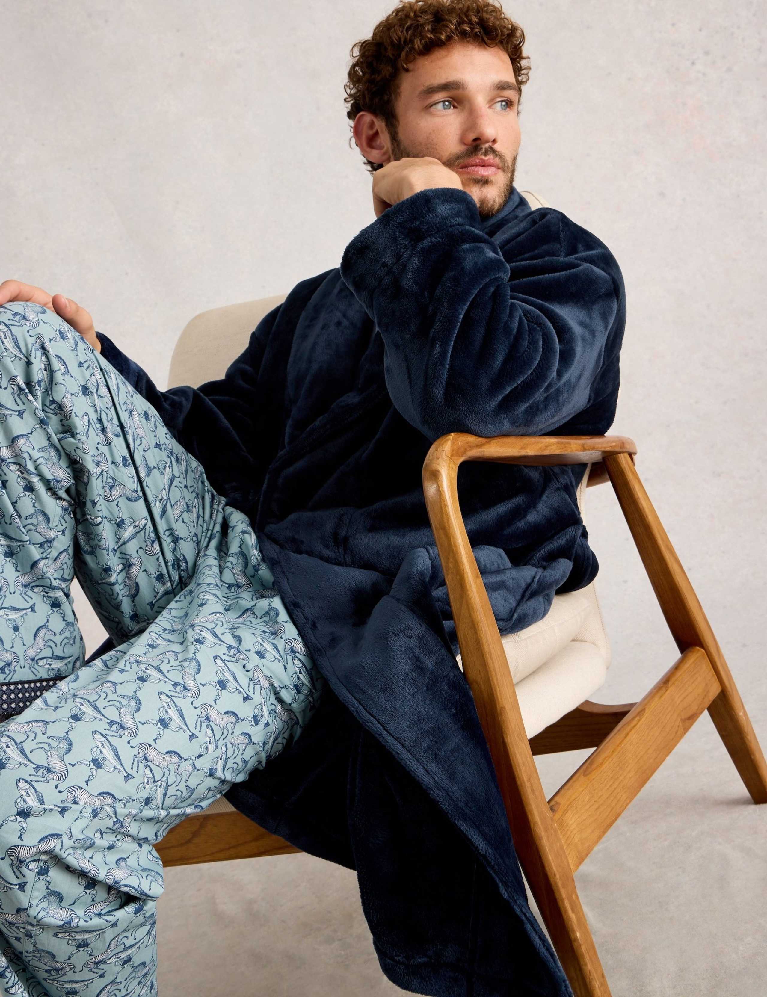 Dressing Gown 5 of 6