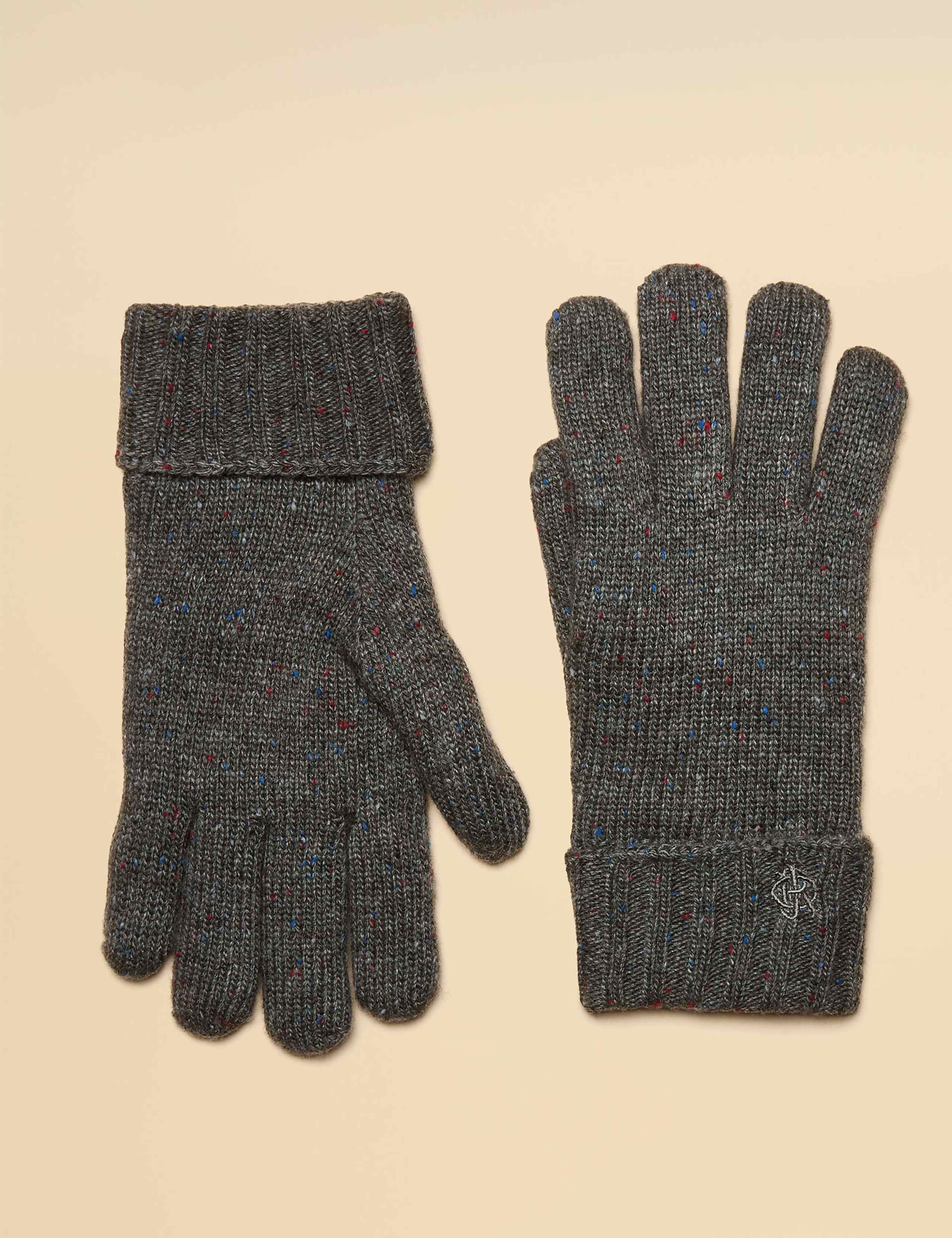 Textured Thermal Gloves 1 of 3
