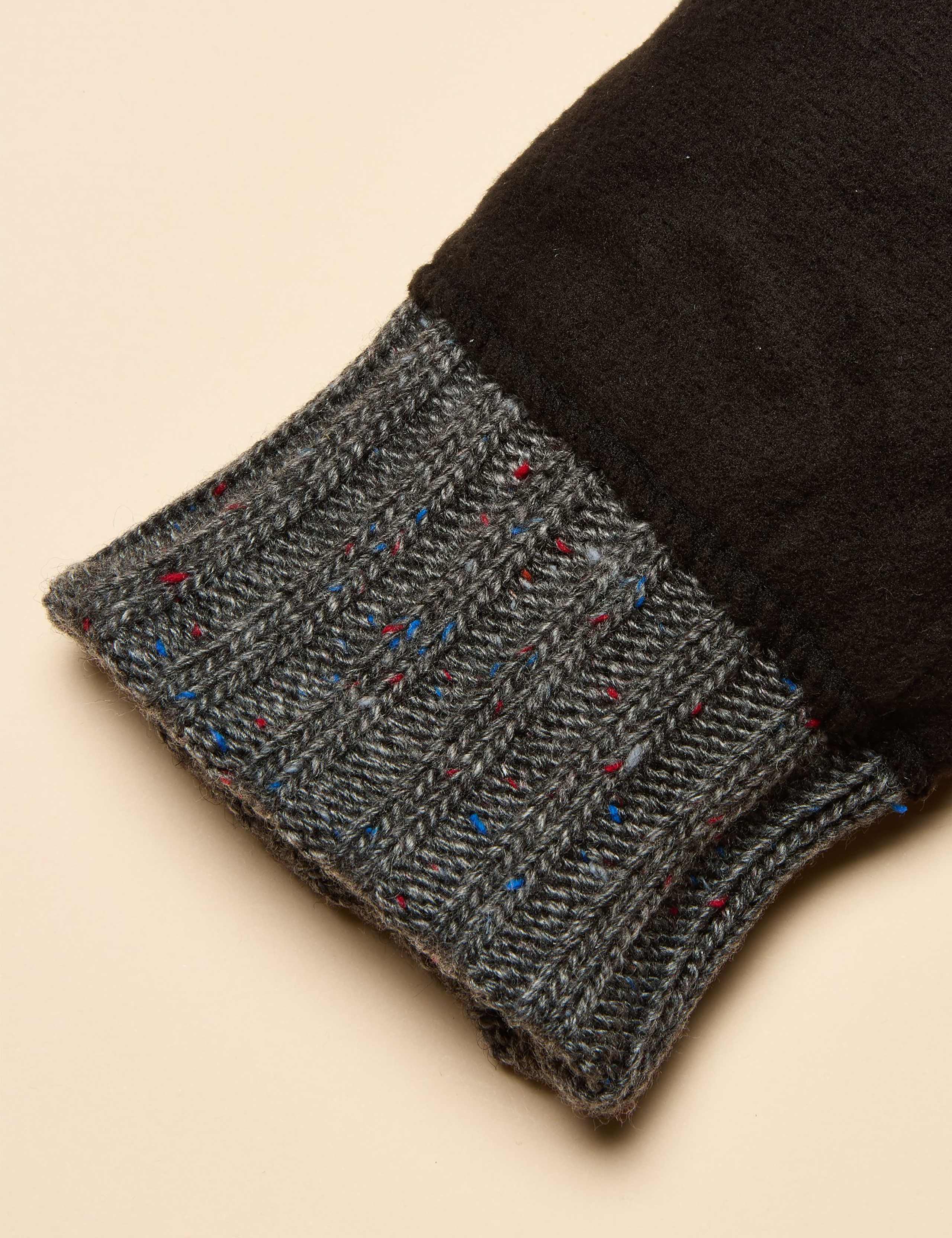 Textured Thermal Gloves 3 of 3