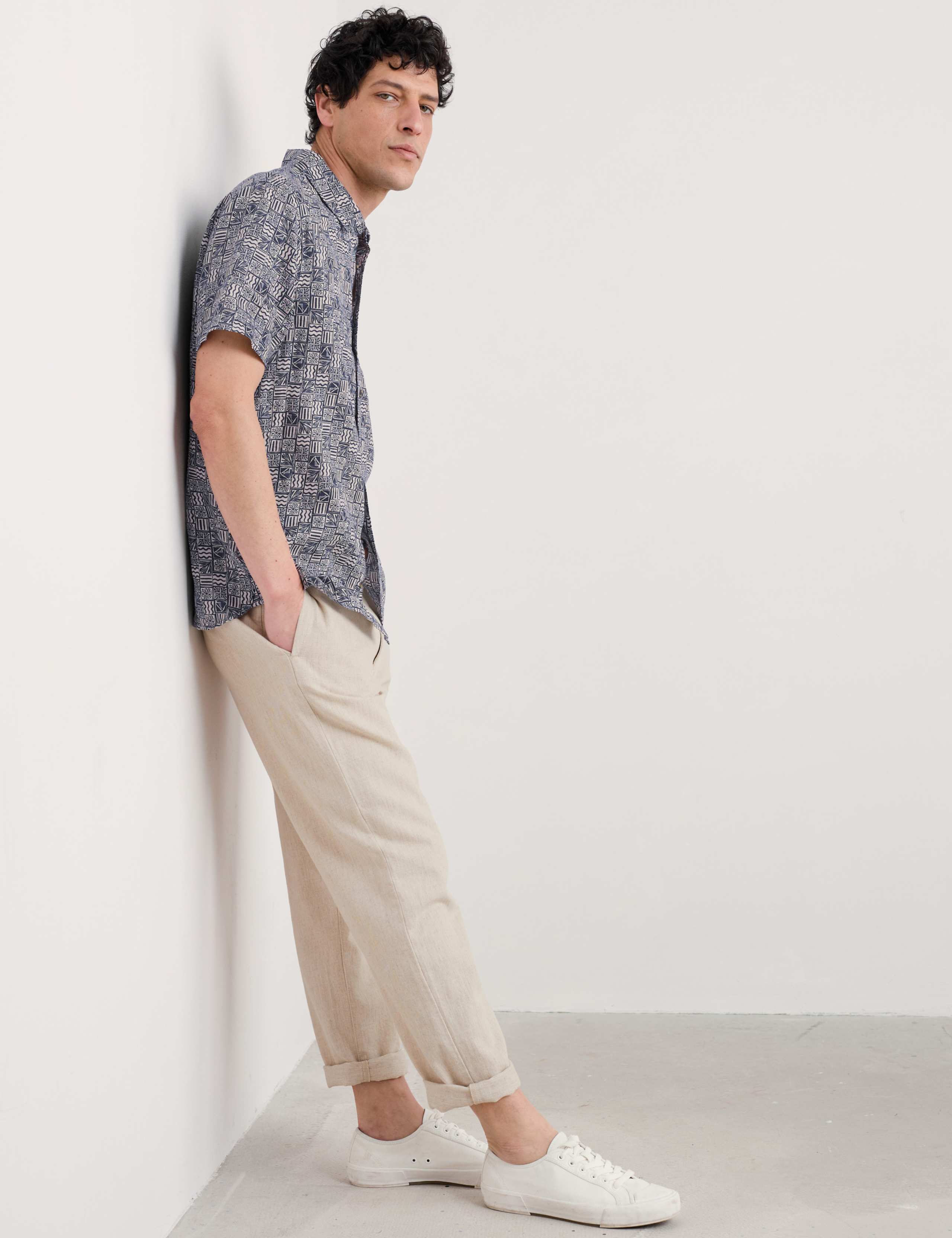 Pure Linen Blue Heron Shirt 5 of 5