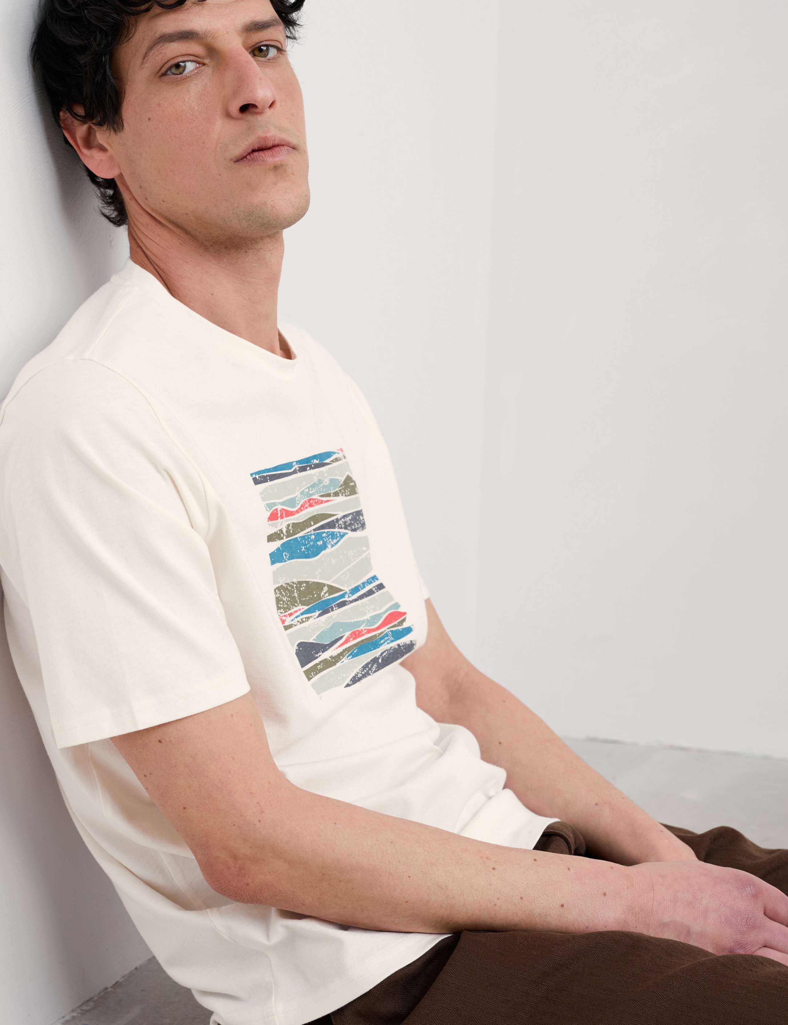 Pure Cotton Sea Graphic T-Shirt 4 of 4