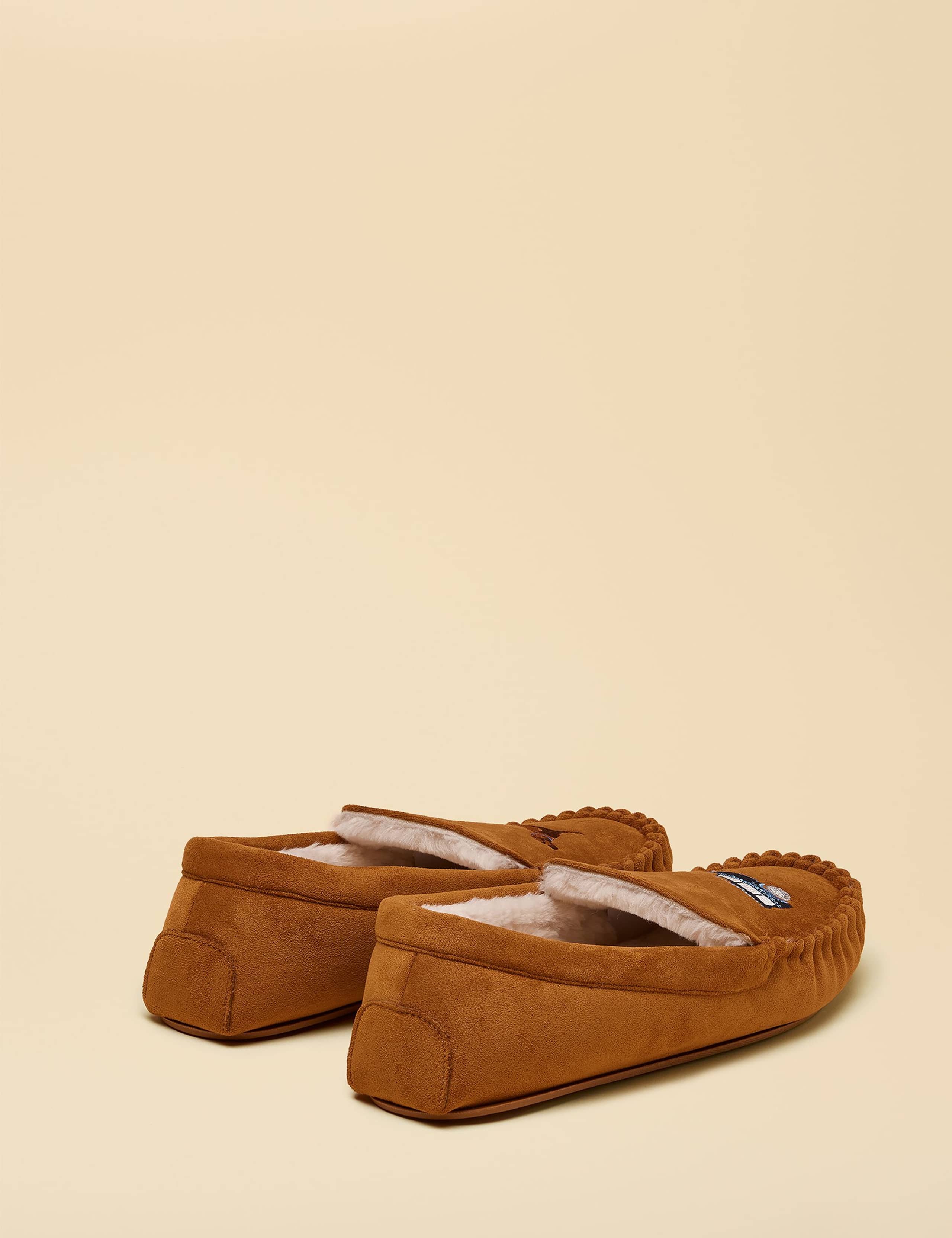 Embroidered Moccasin Slippers 3 of 7