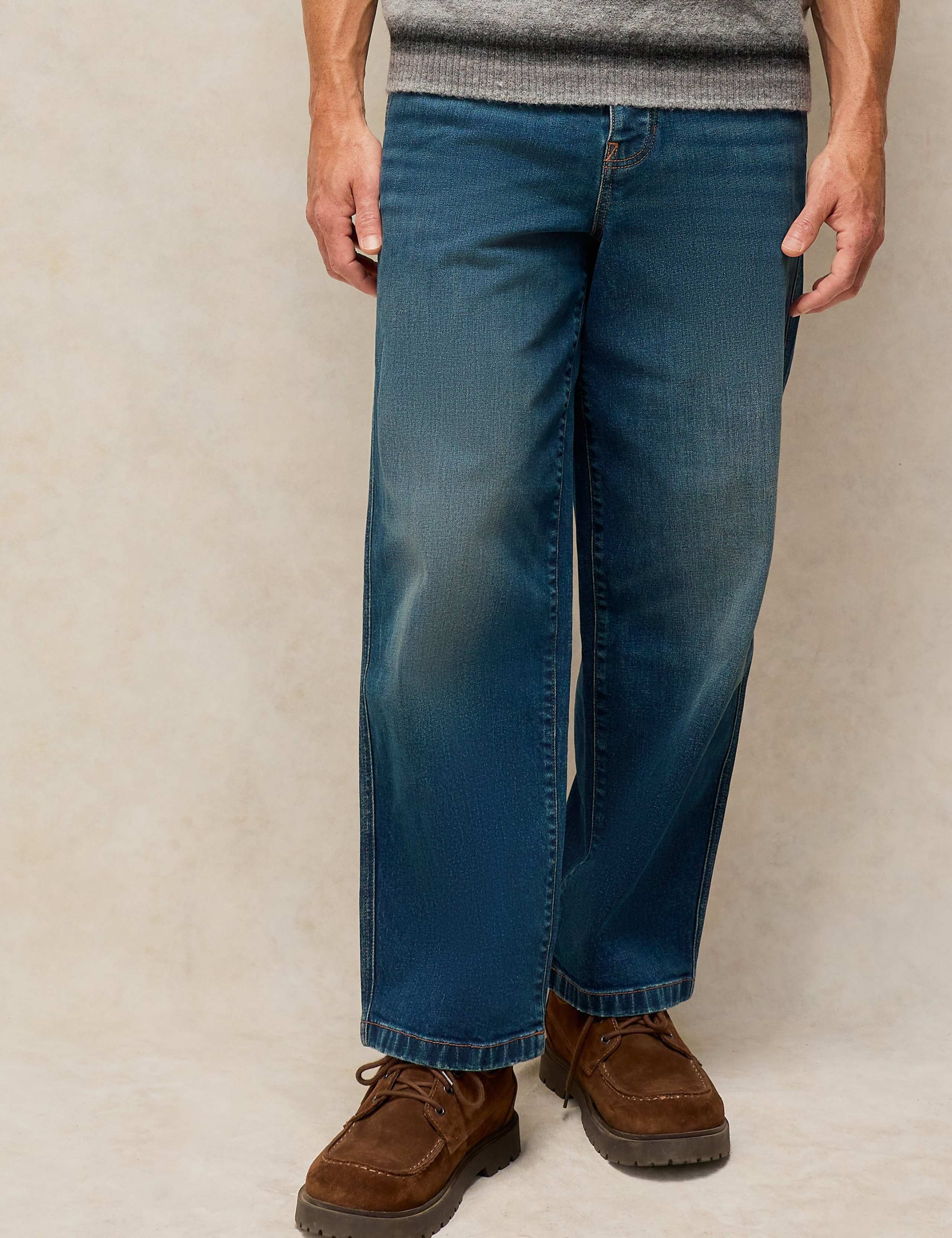 Regular Fit Wide Leg Jeans 3 of 5