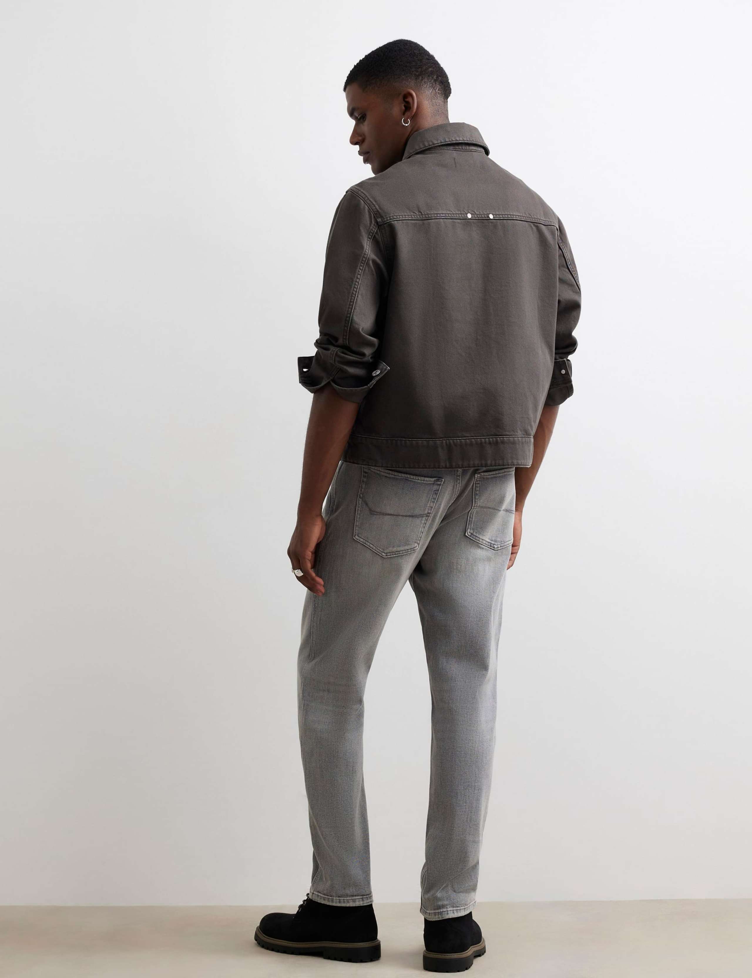 Tapered Fit Jeans 4 of 6
