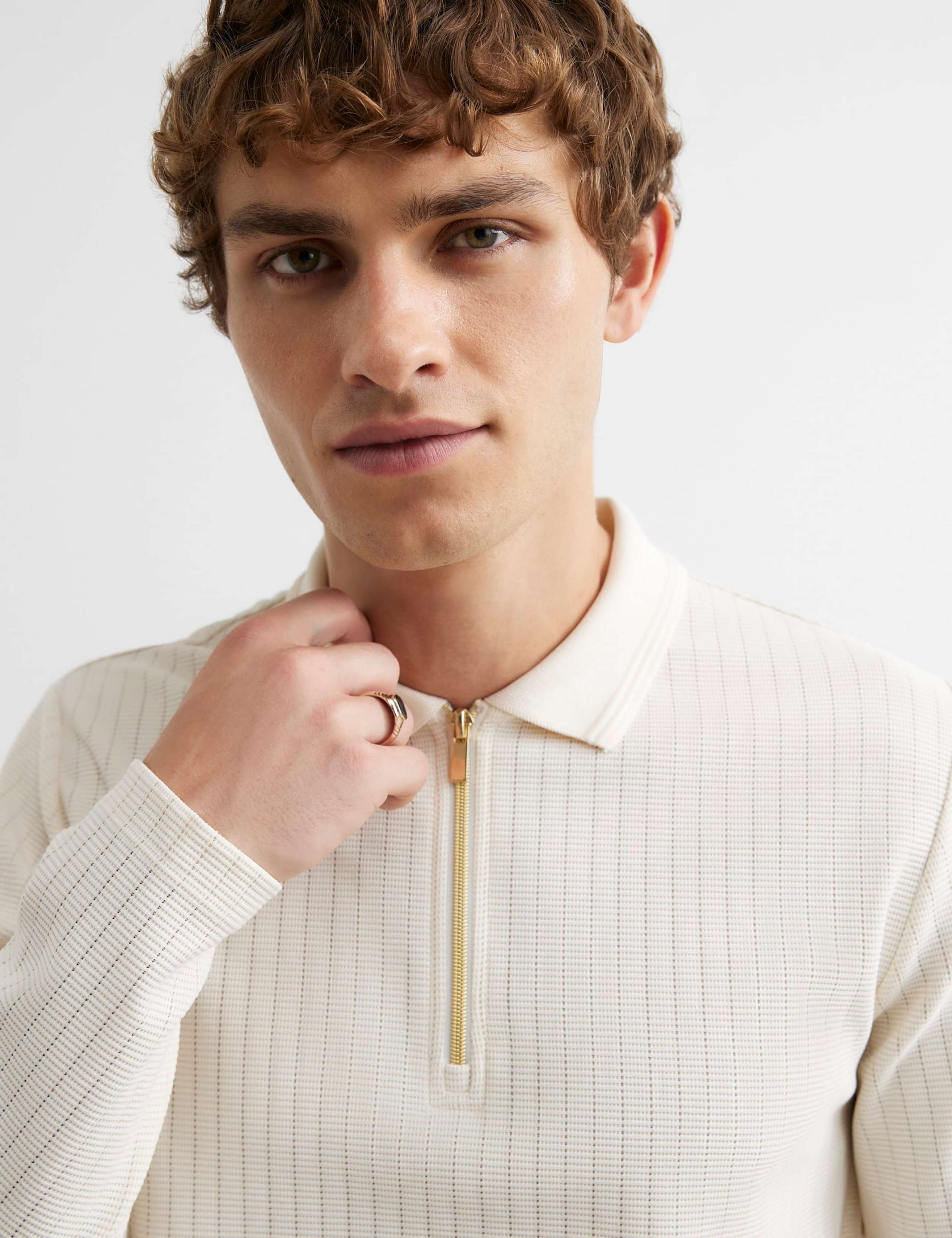 Textured Zip Up Long Sleeve Polo Shirt 3 of 6