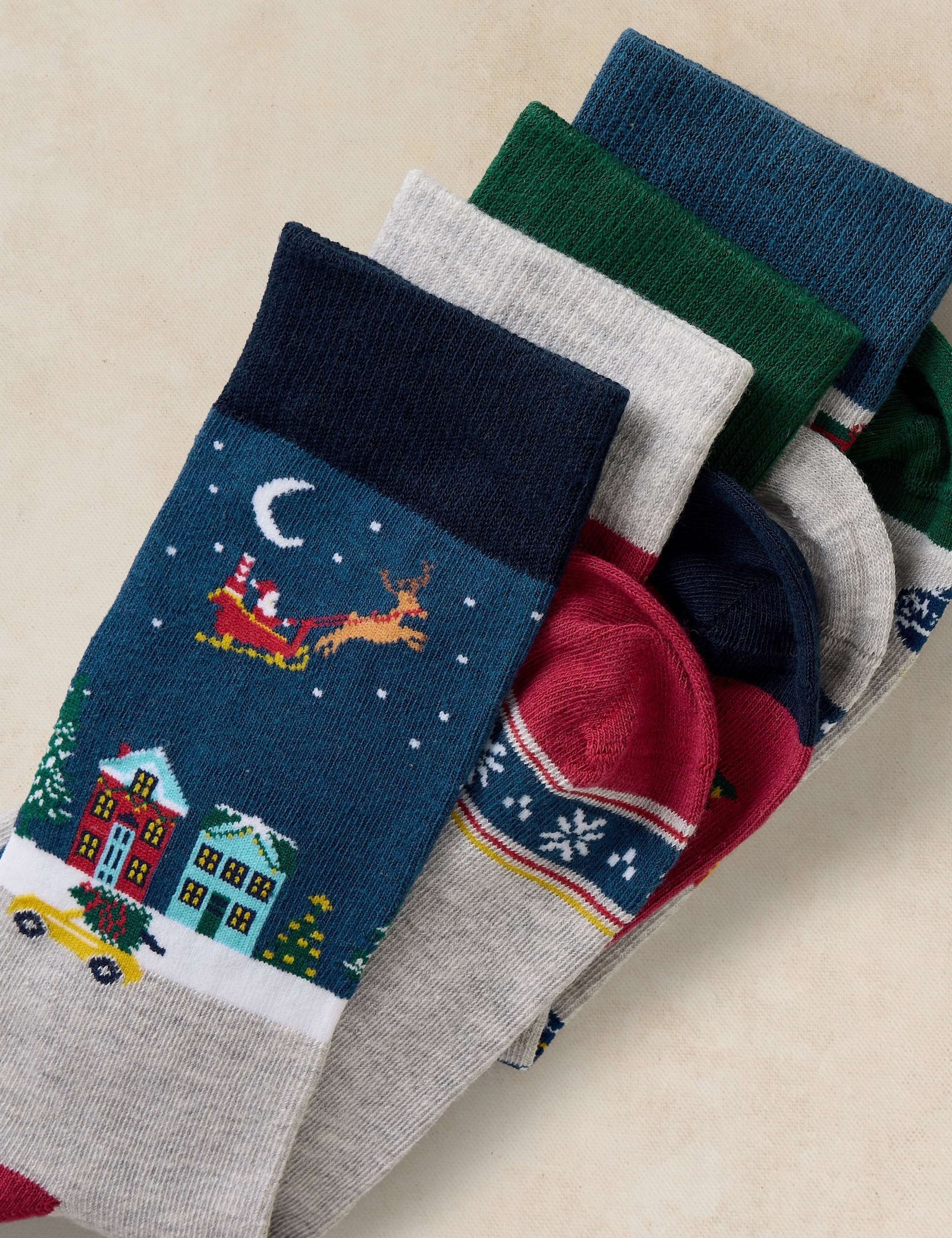 4 Pack Christmas Cotton Rich Ankle Socks 2 of 2
